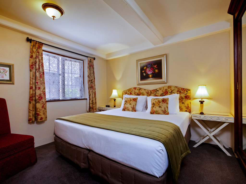 Grand Mercure Nelson Monaco Apartments Accommodation Accorhotels Garden Suite With King Bed