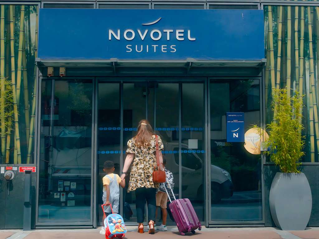 Novotel Suites Париж Исси-ле-Мулино - Image 2