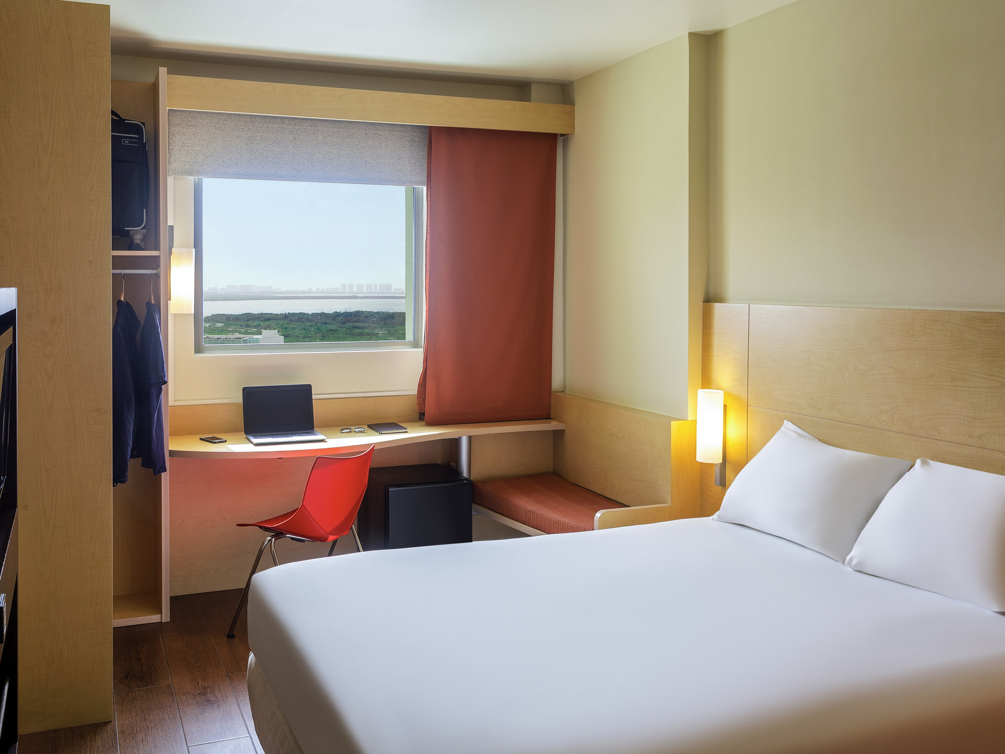 Photo - Ibis Cancun Centro