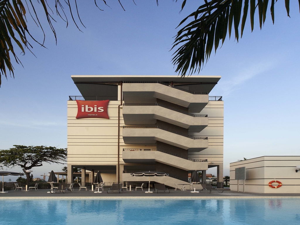 ibis Bata - Image 2