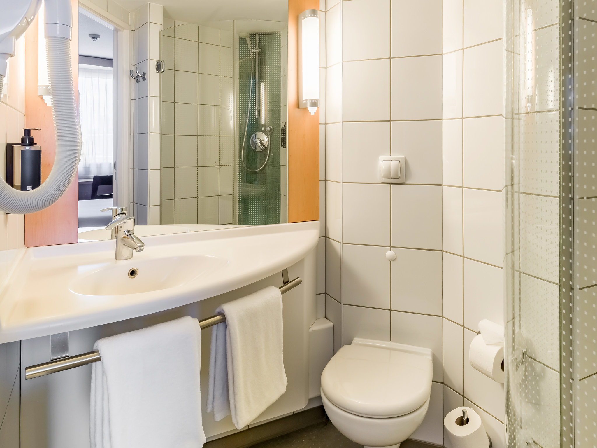 Foto - ibis Warszawa West Station