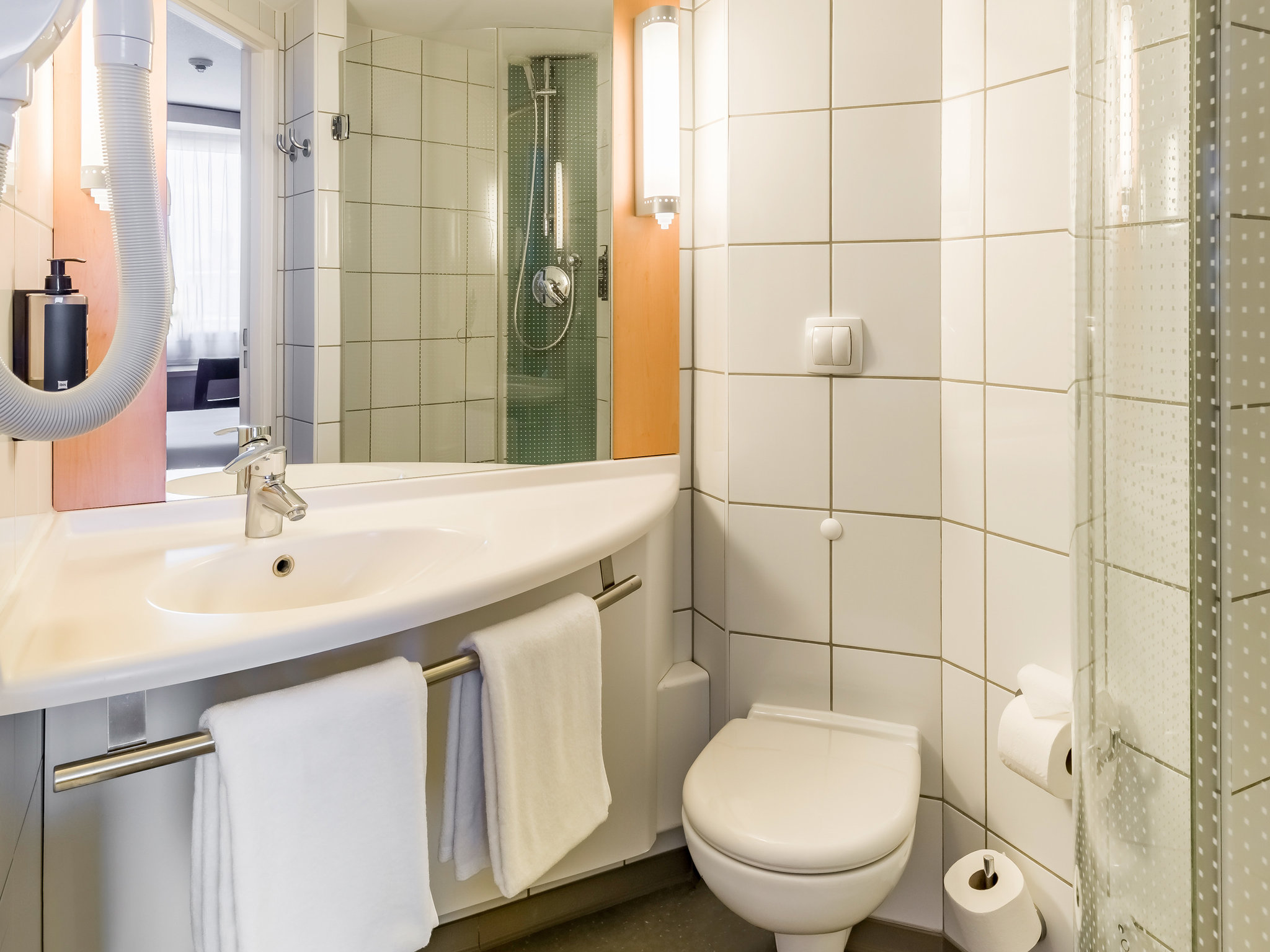 Foto - ibis Warszawa West Station