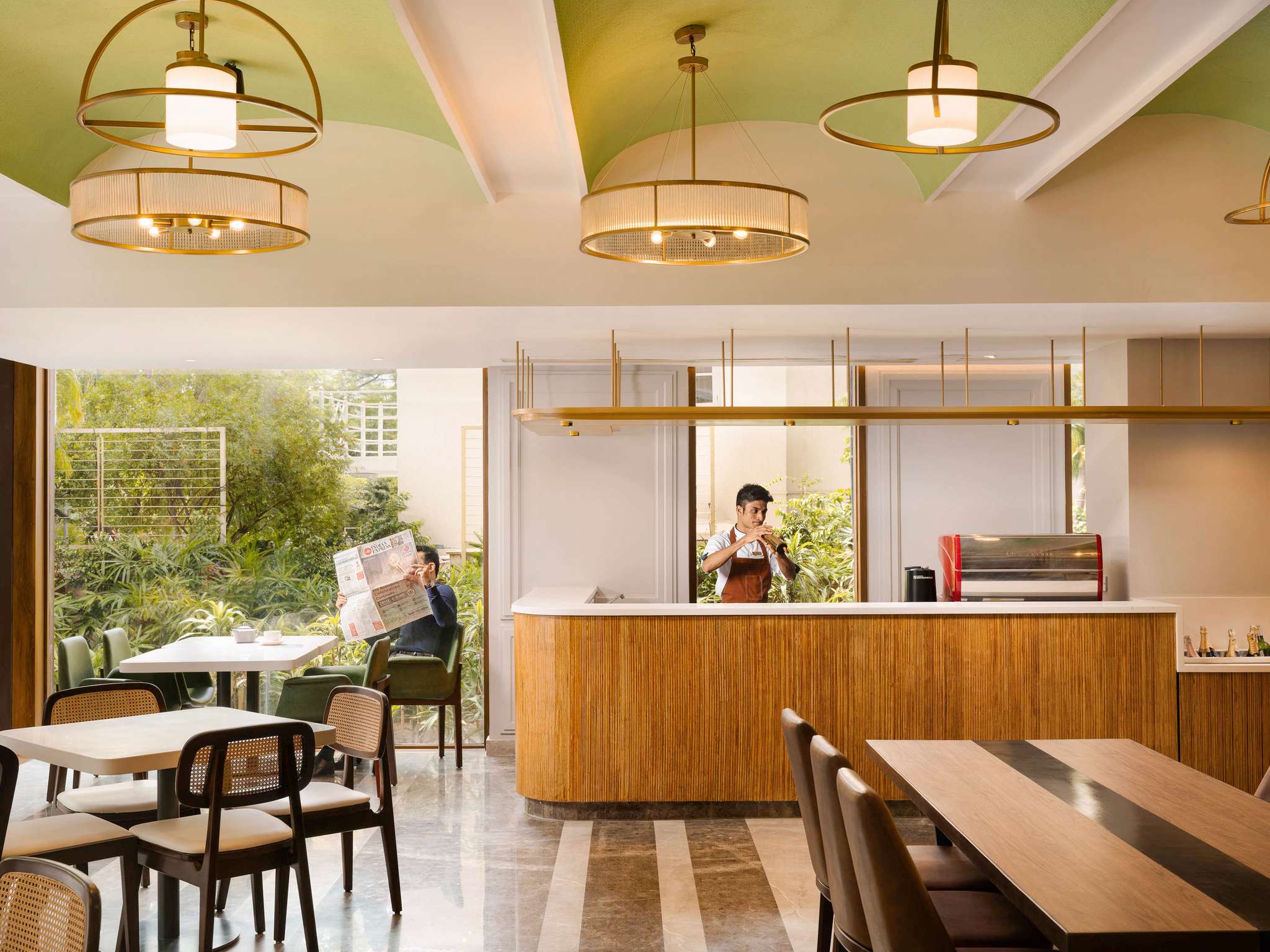 Photo - Grand Mercure Bangalore - An Accor Brand