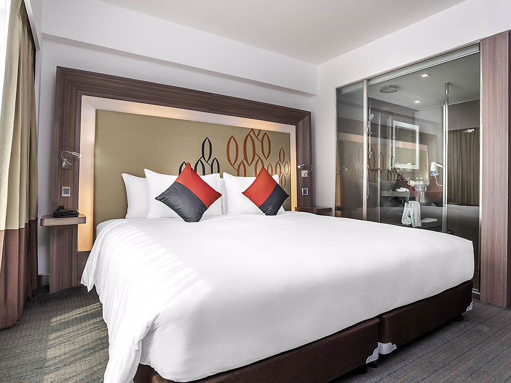 Novotel Bangkok Silom Road - Image 3