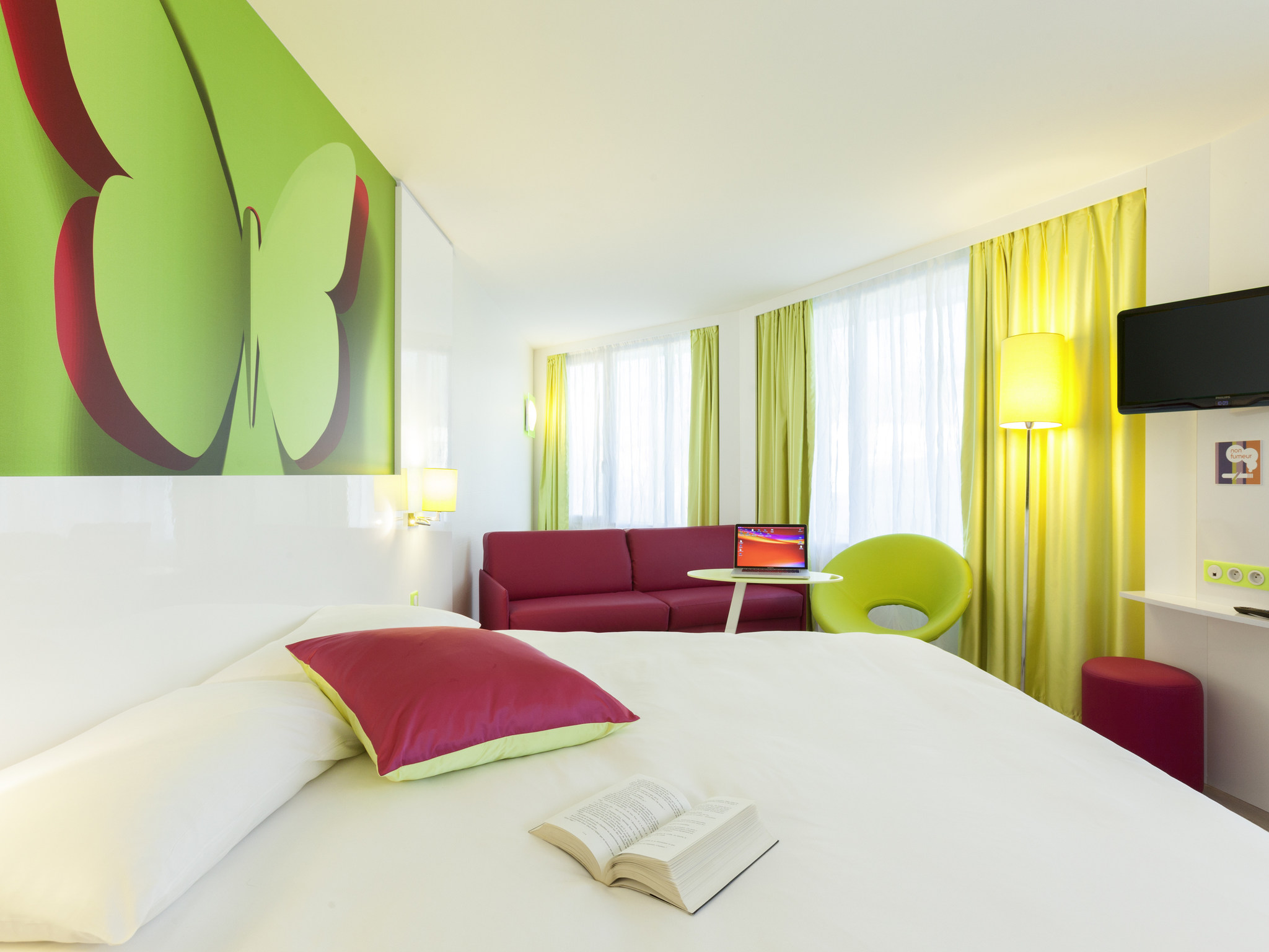 Photo - ibis Styles Bordeaux Saint Médard