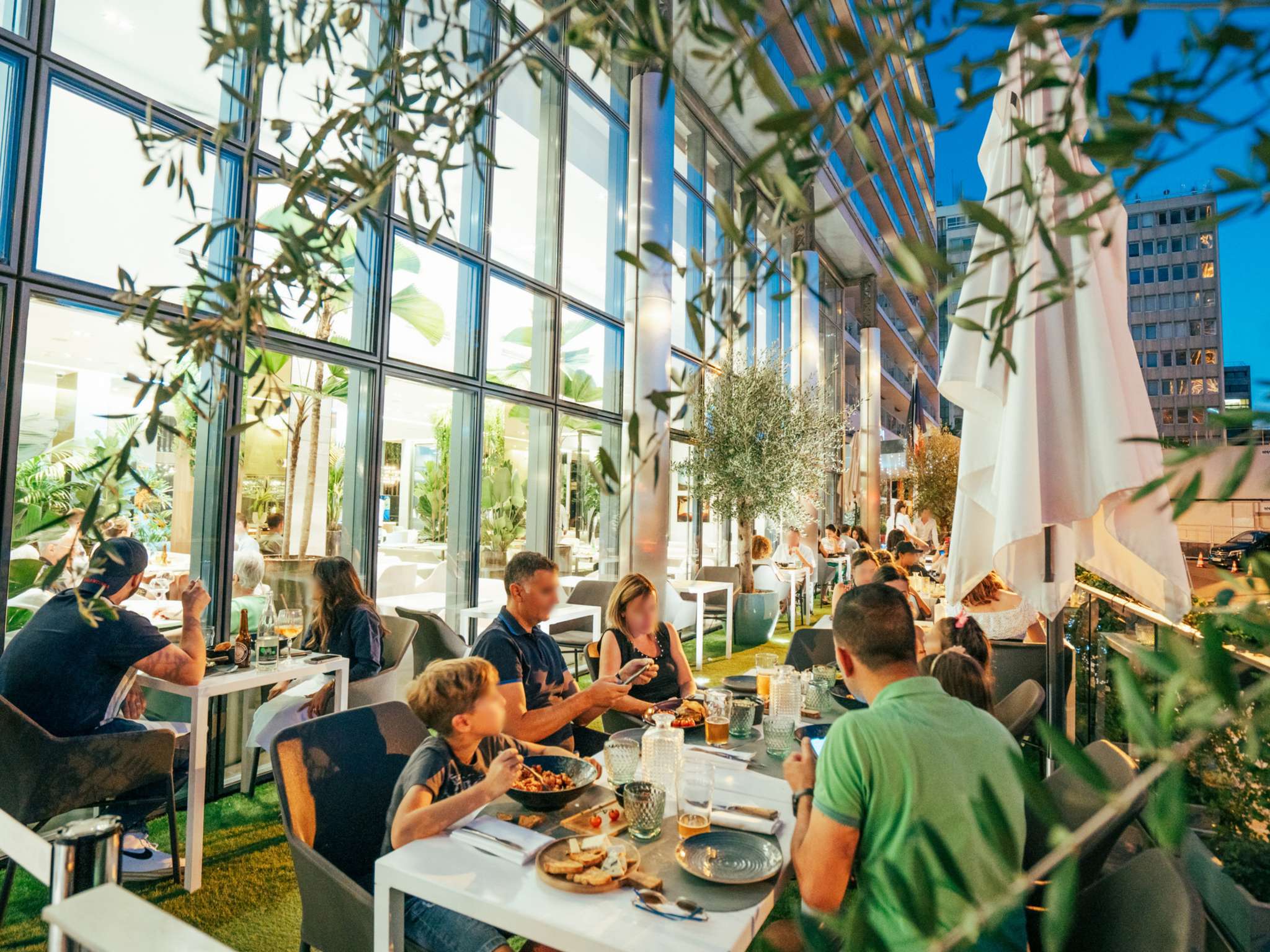 Frame, Paris Restaurants ALL Accor