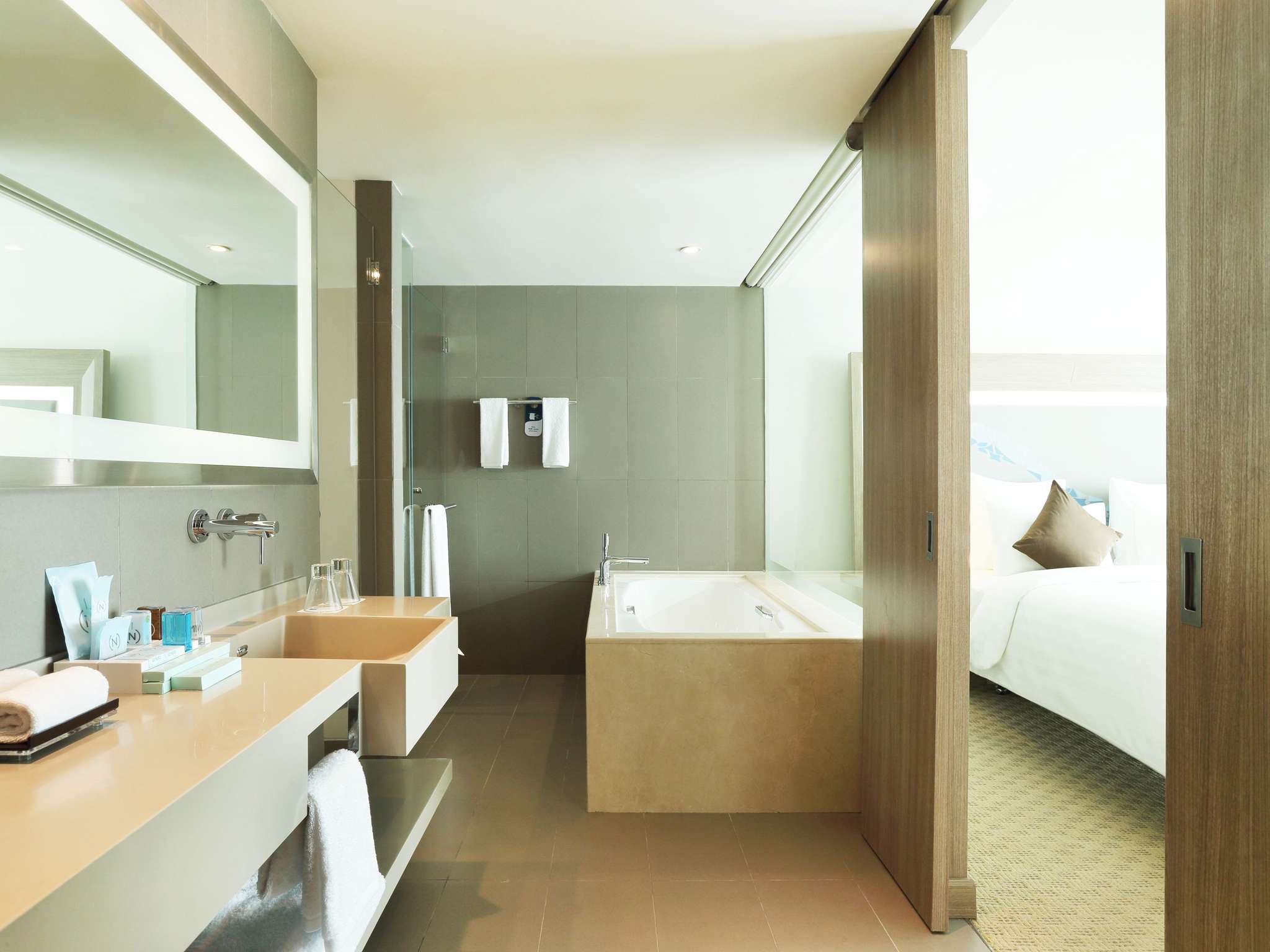 Novotel Tangerang Hotel