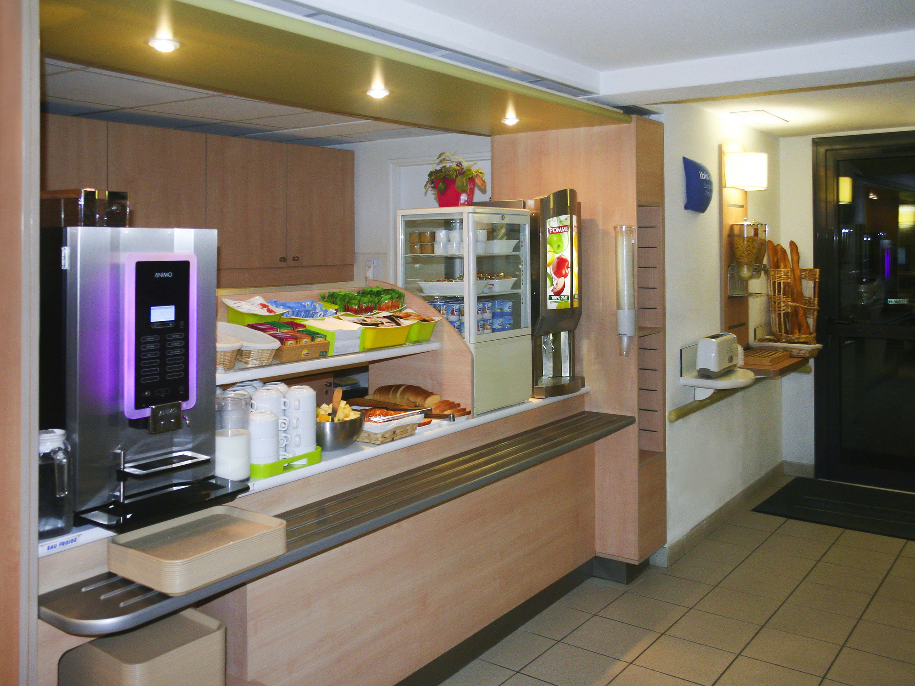 Hôtel 2 étoiles à Niort ibis budget Niort Est La Crèche ALL