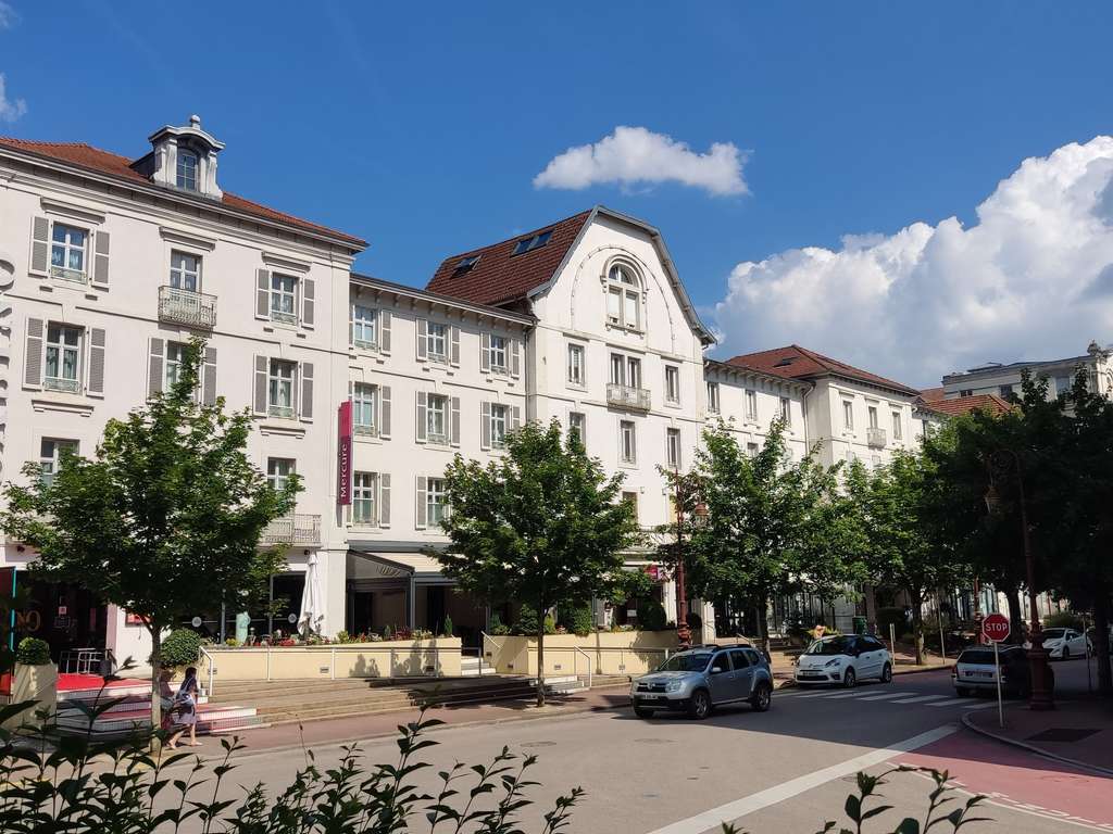 Hôtel Mercure Vittel - Image 2