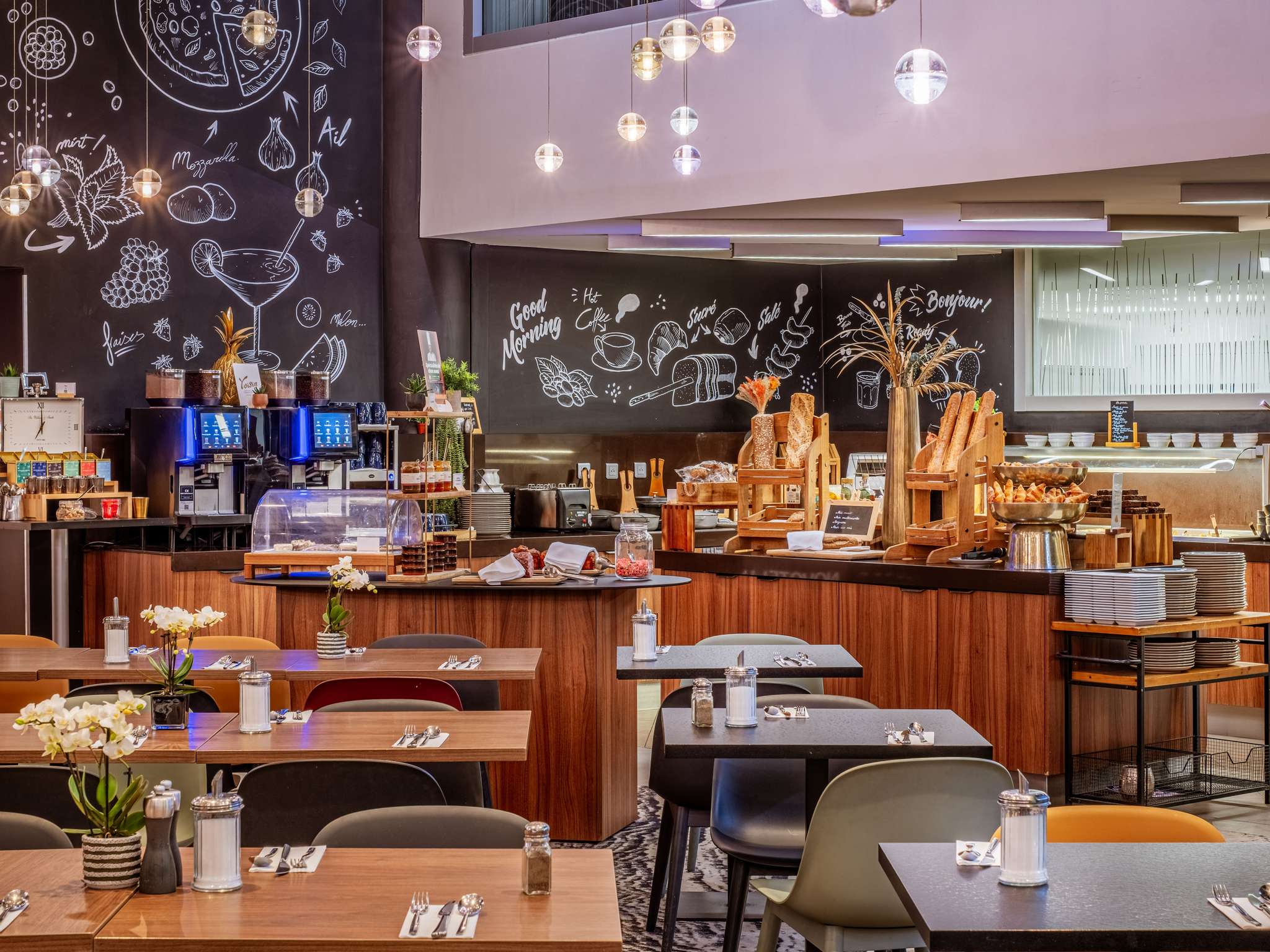 Foto - Novotel Lyon Centre-Confluence Bord de Saone