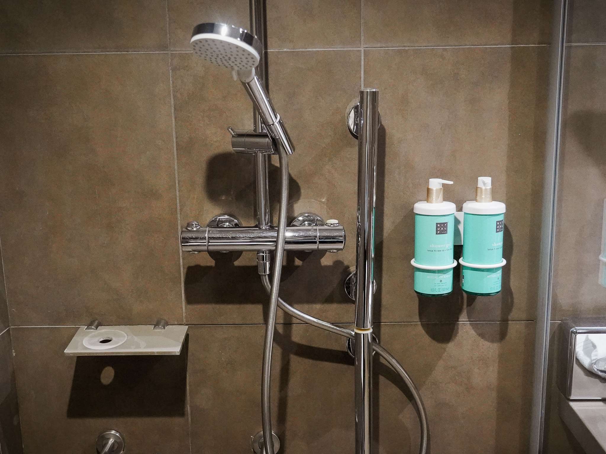 Foto - Novotel Lyon Centre-Confluence Bord de Saone