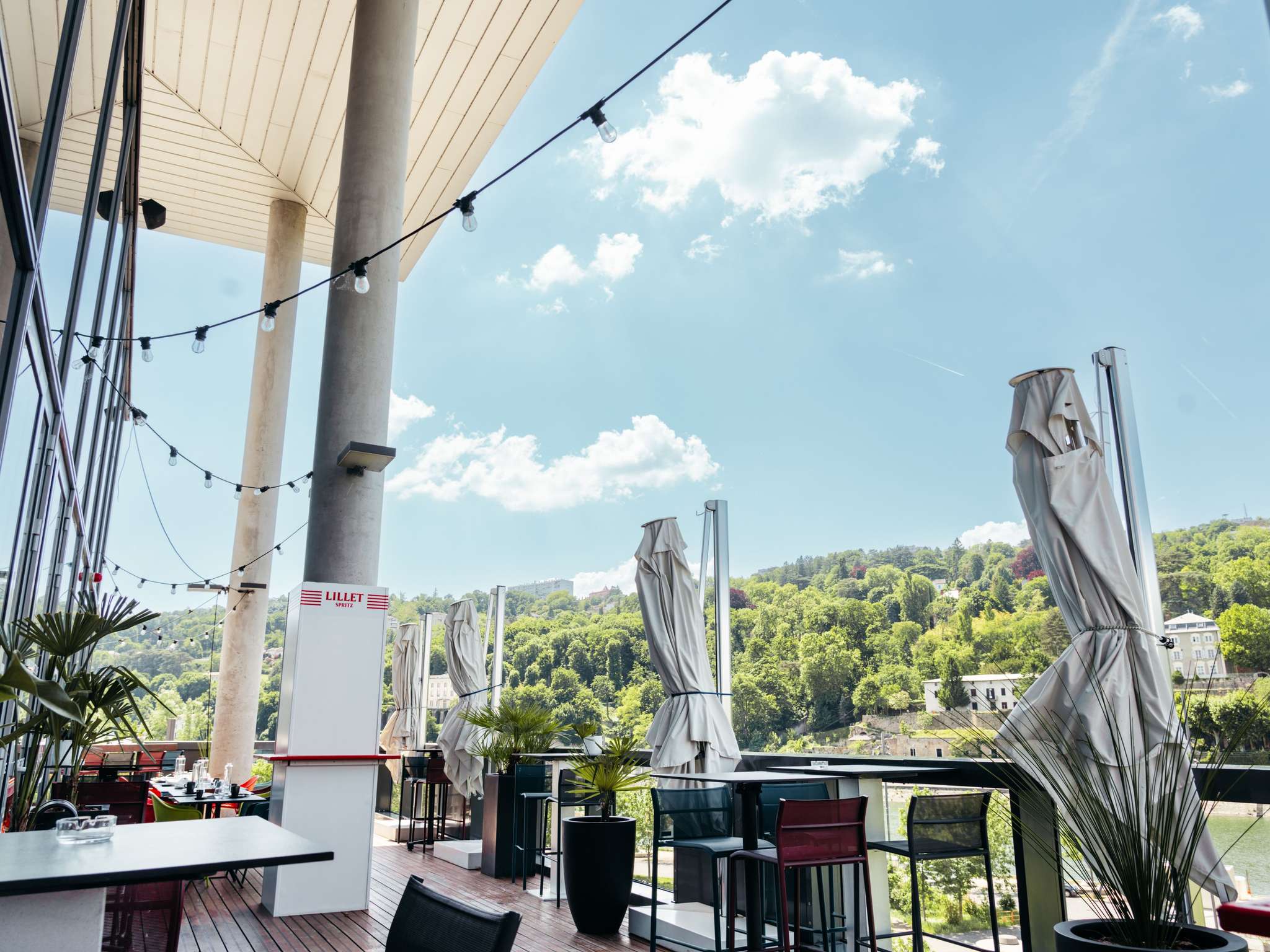 Foto - Novotel Lyon Centre-Confluence Bord de Saone