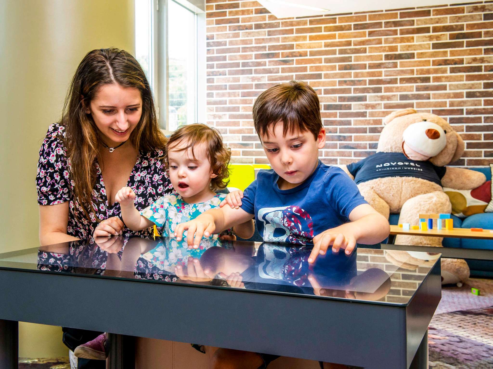 Foto - Novotel Lyon Centre-Confluence Bord de Saone