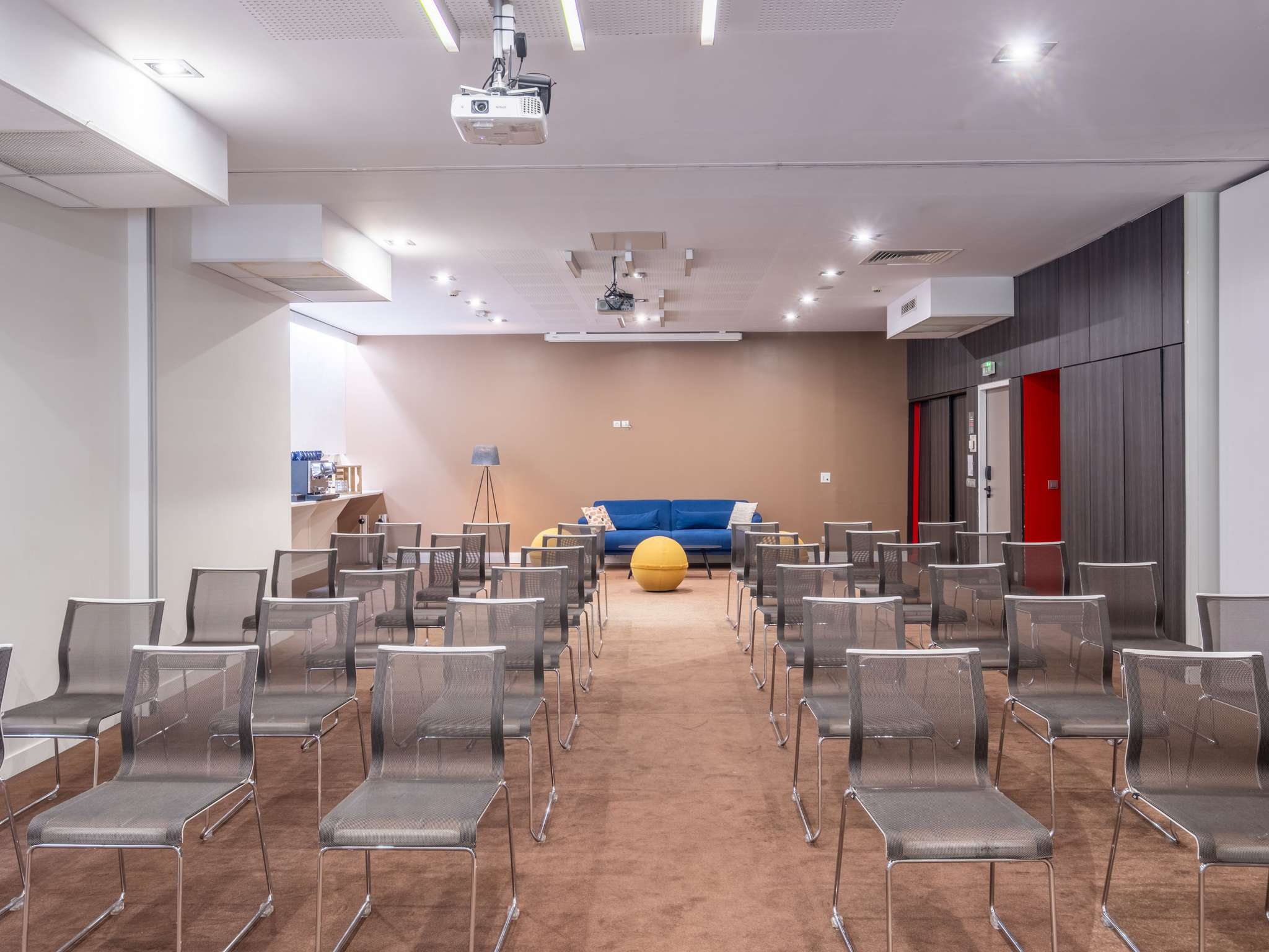 Foto - Novotel Lyon Centre-Confluence Bord de Saone