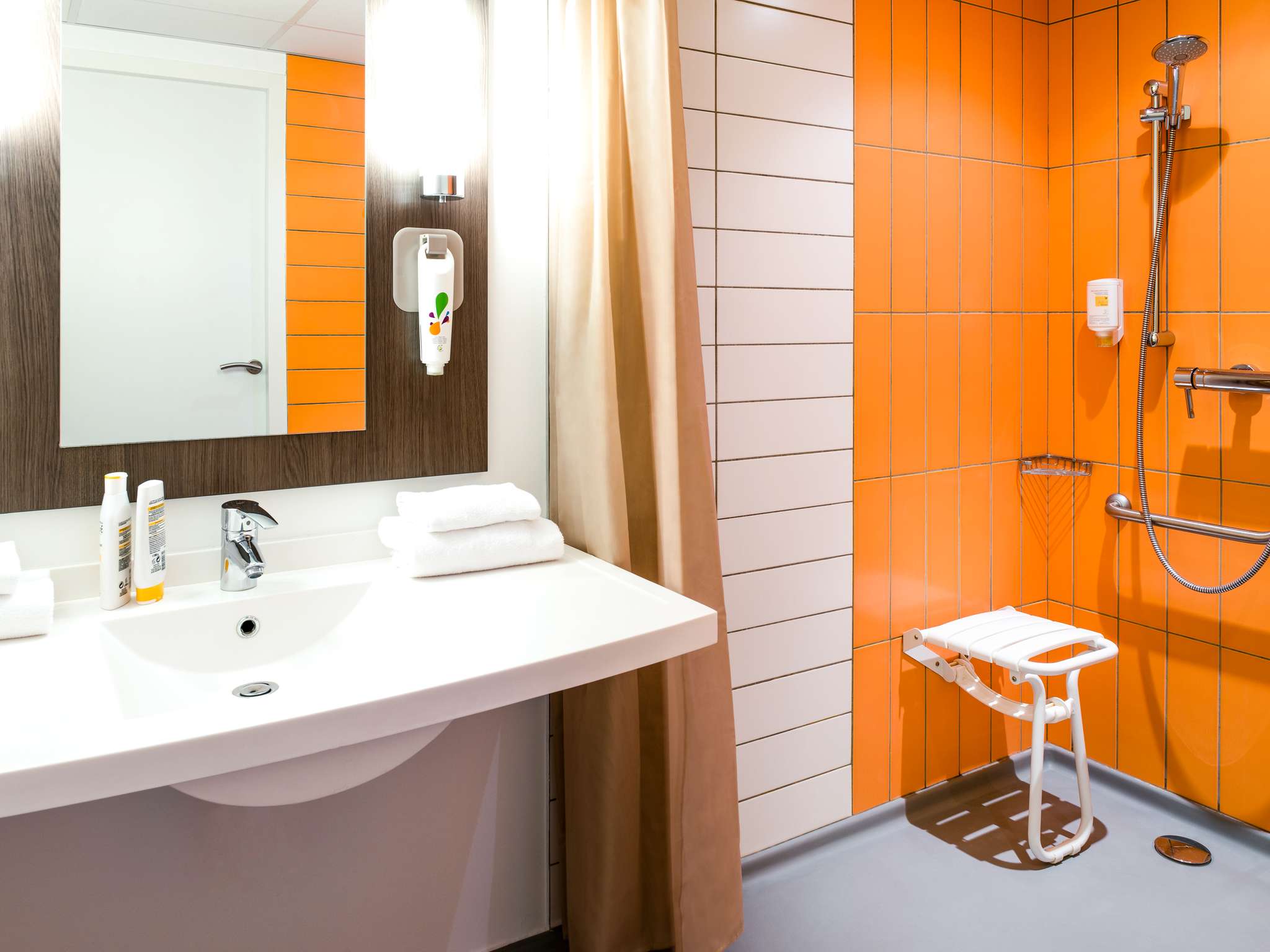 Photo - Ibis Styles Lyon Centre - Gare Part Dieu