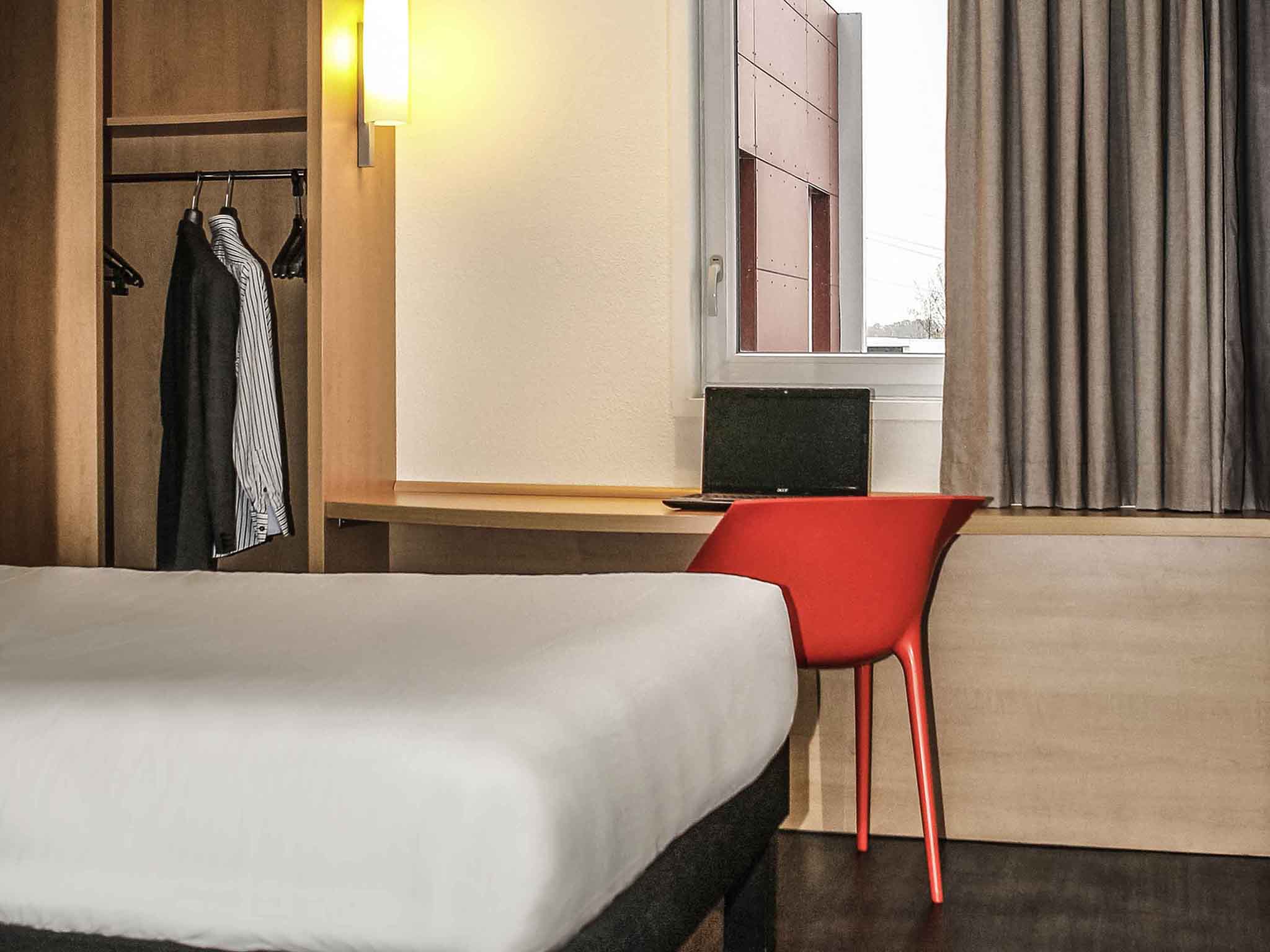 Foto - Ibis Saint-Genis-Pouilly Genève