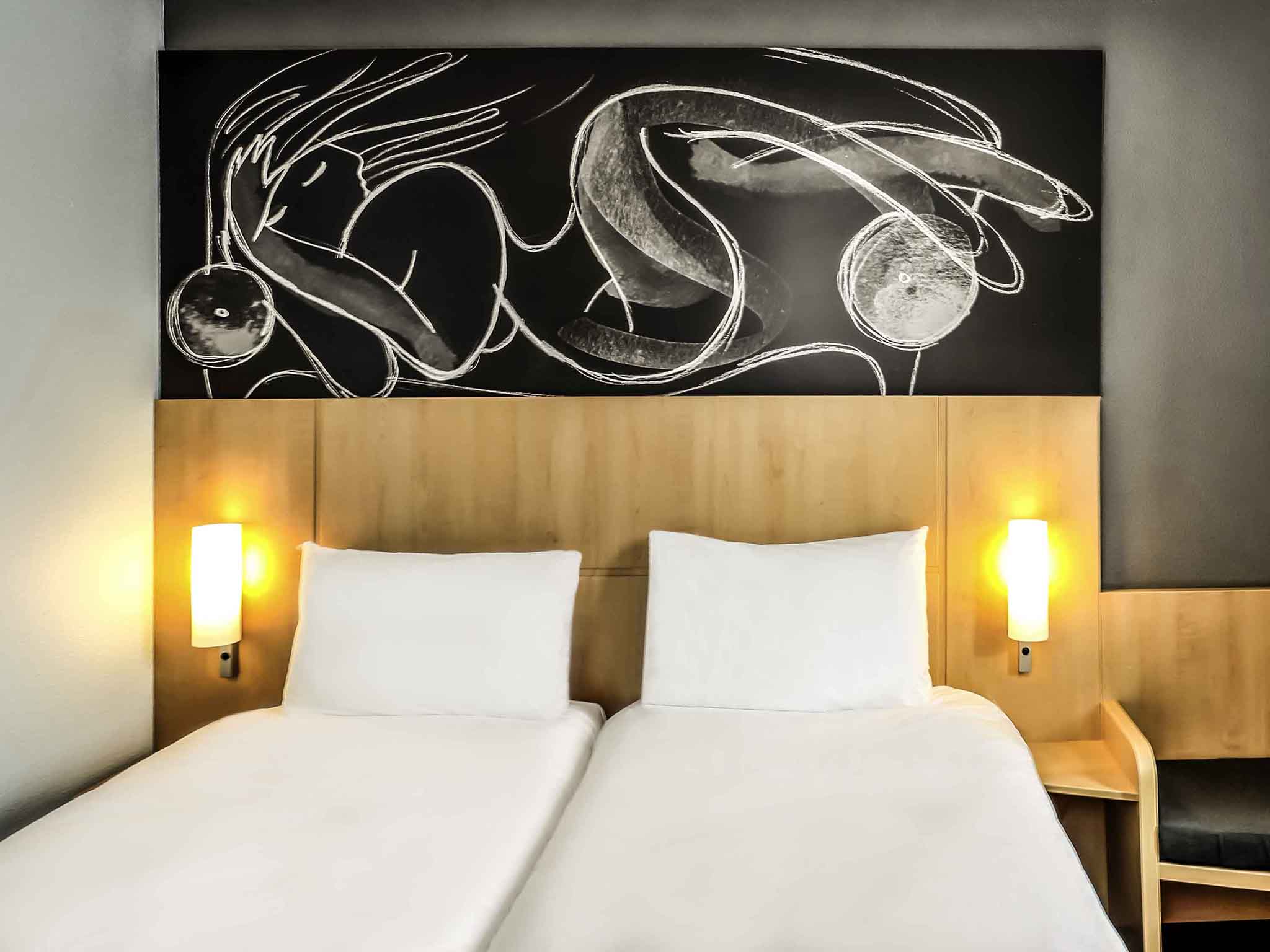 Foto - Ibis Saint-Genis-Pouilly Genève