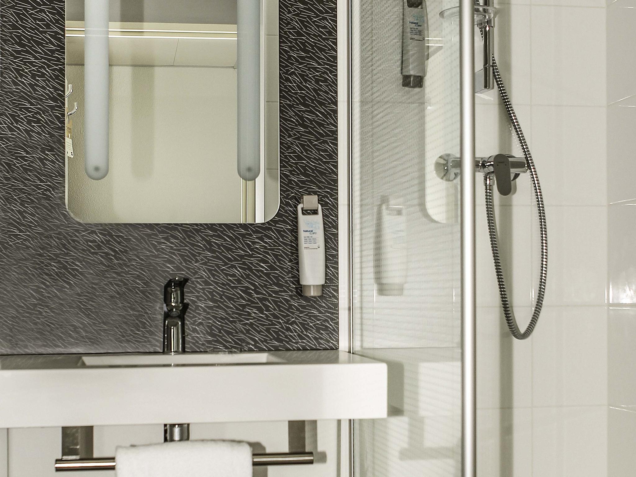 Foto - Ibis Saint-Genis-Pouilly Genève