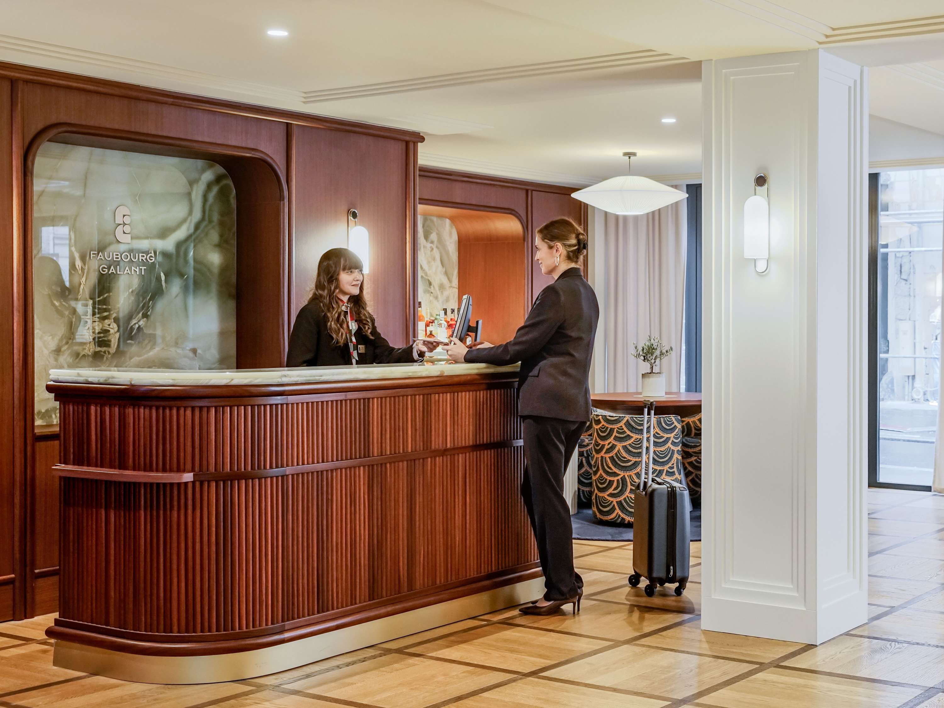 Hotel Faubourg Galant Paris - Handwritten Collection — 10/30