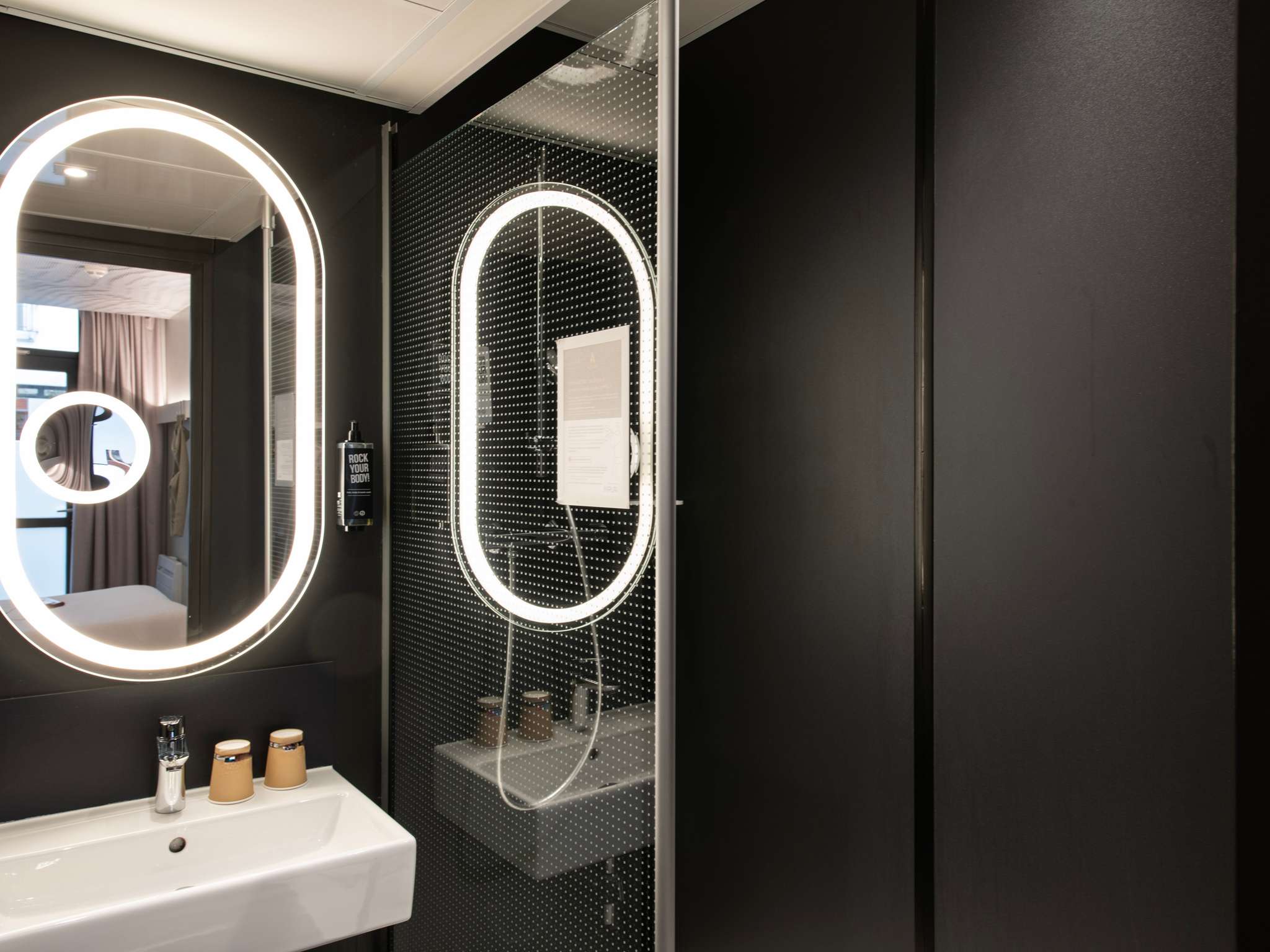 Photo - Hotel Faubourg Galant Paris - Handwritten Collection