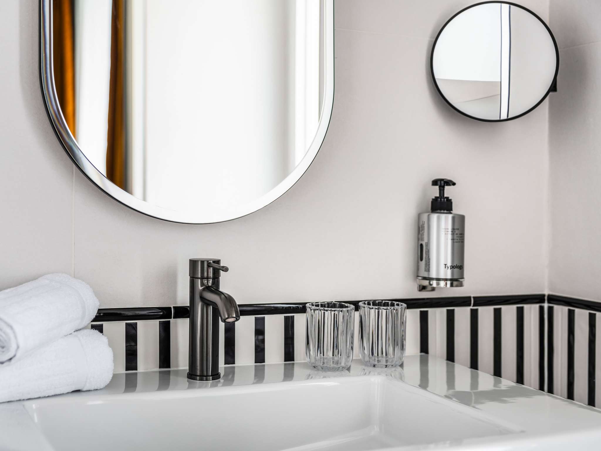 Photo - Hotel Faubourg Galant Paris - Handwritten Collection