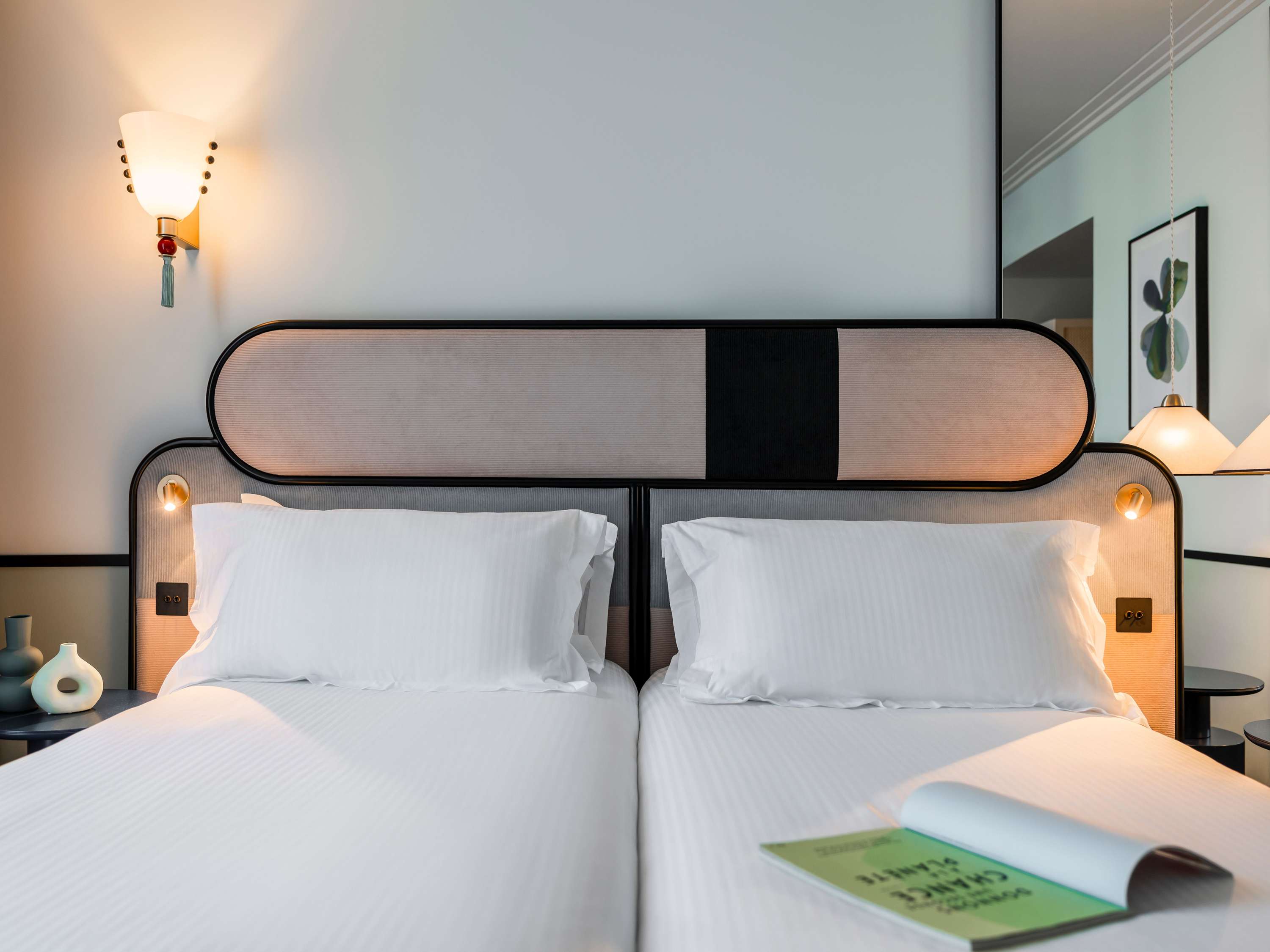 Chambre Supérieure avec 2 lits simples, avec Balcon — photo 3