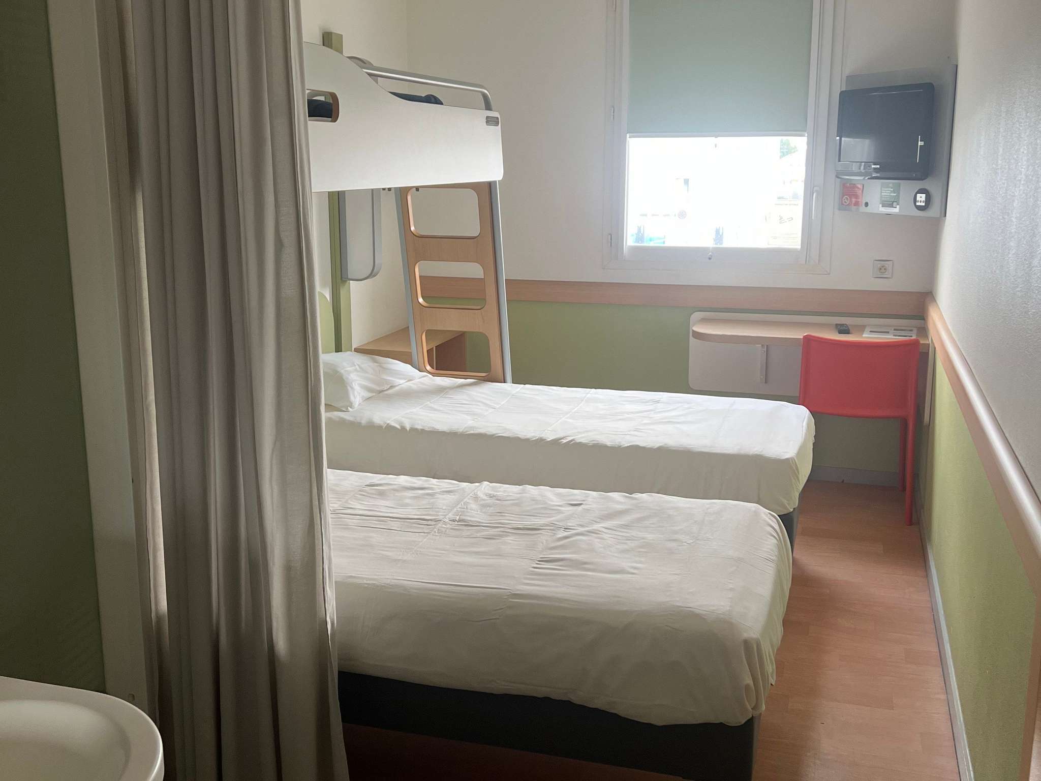 Foto - Ibis Budget Roanne Hôtel