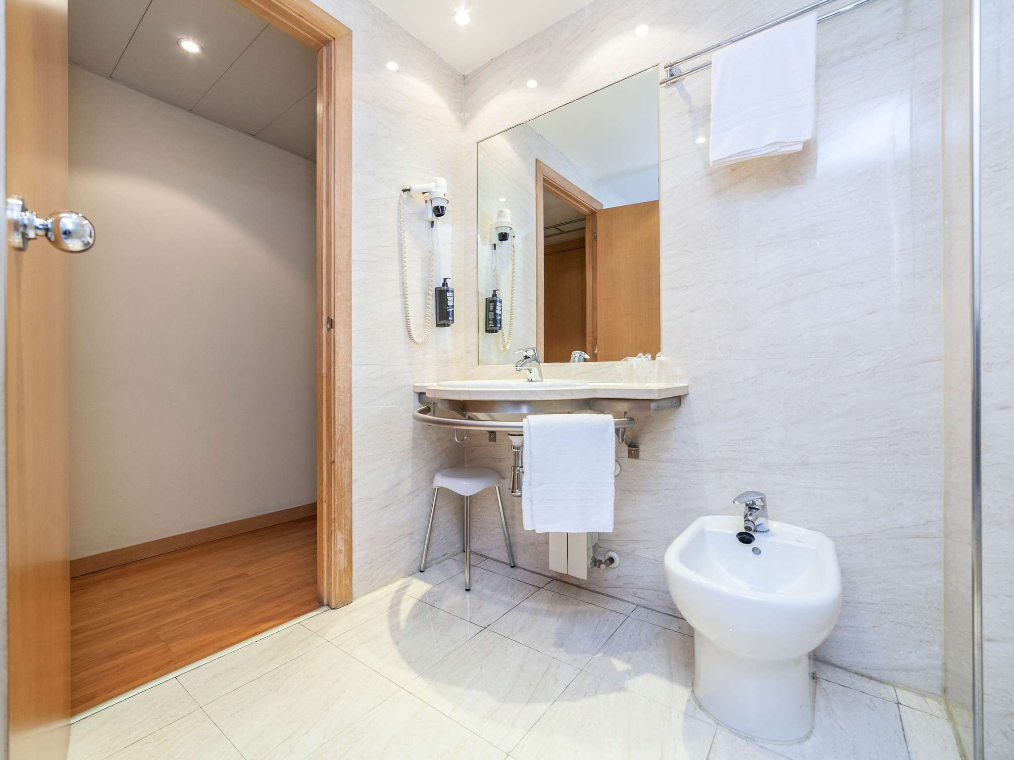 Photo - Ibis Alcala de Henares La Garena