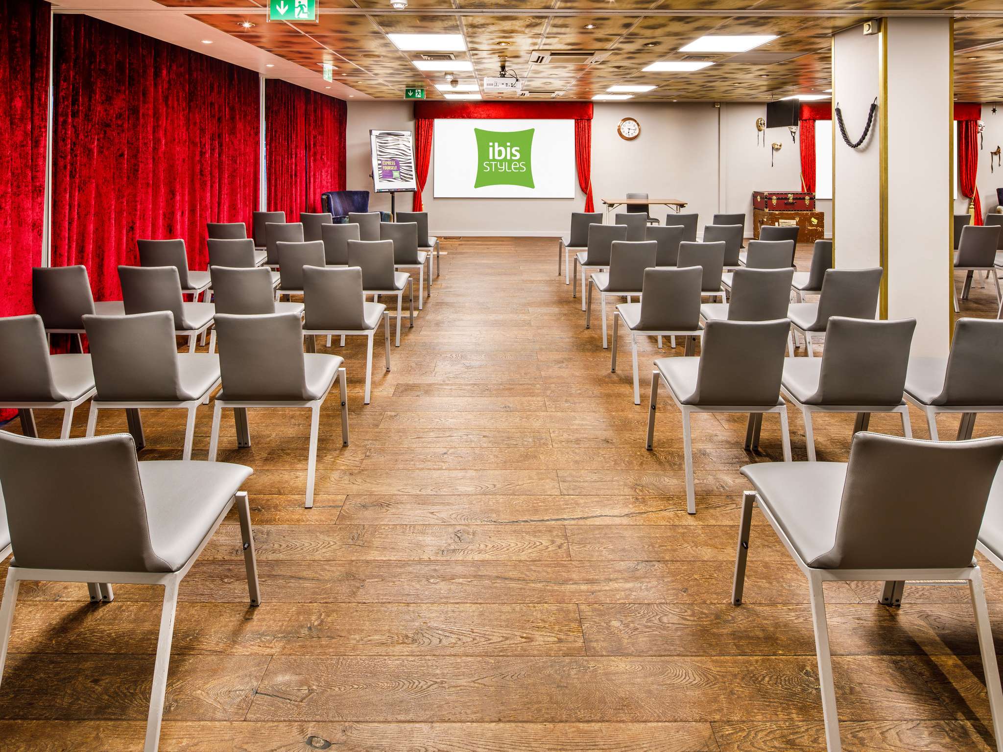 Photo - ibis Styles London Southwark - near Borough Market