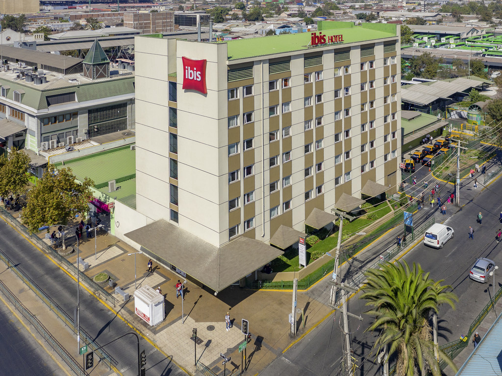 ibis Santiago Estacion Central - Image 4