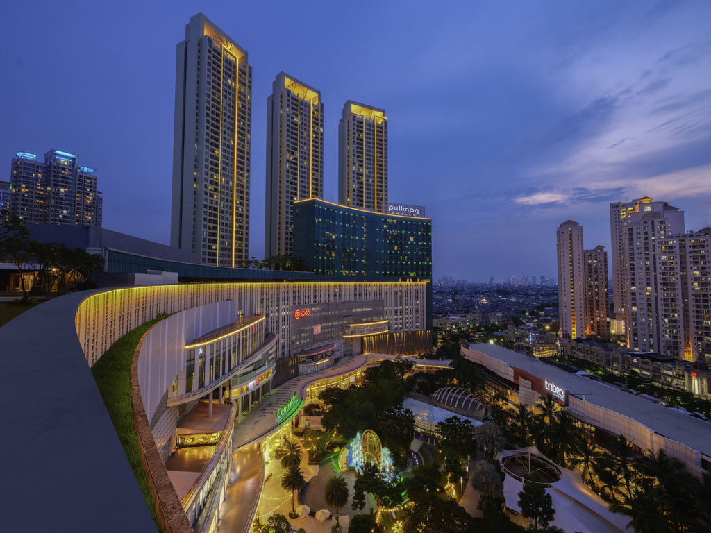 Mega Anggrek Hotel