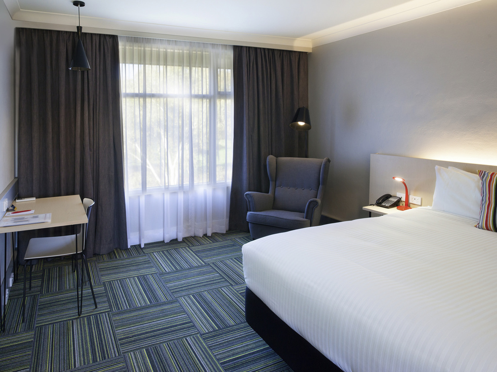 ibis Styles Tamworth - Image 4