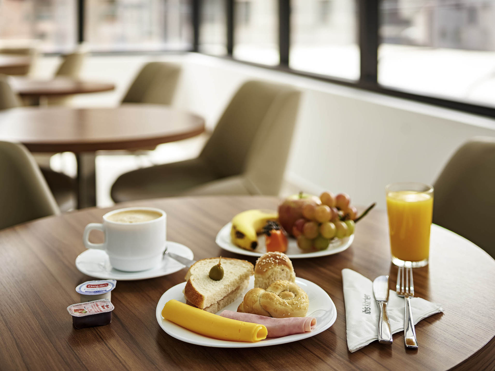 Foto - ibis Curitiba Shopping