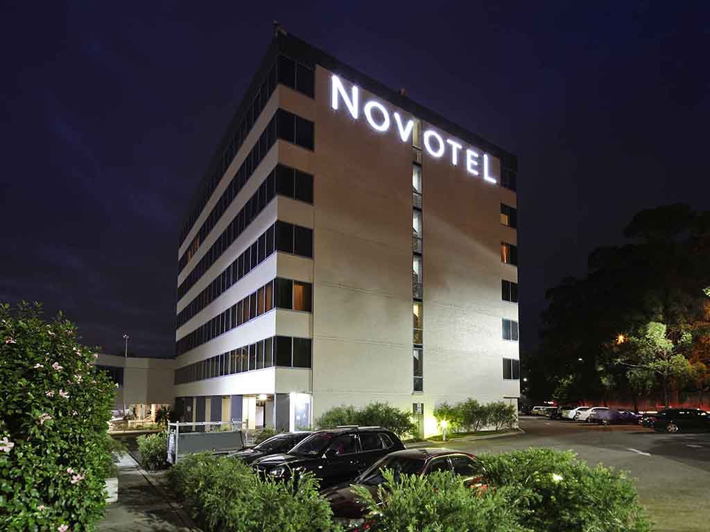 Novotel Sydney West HQ - Image 1
