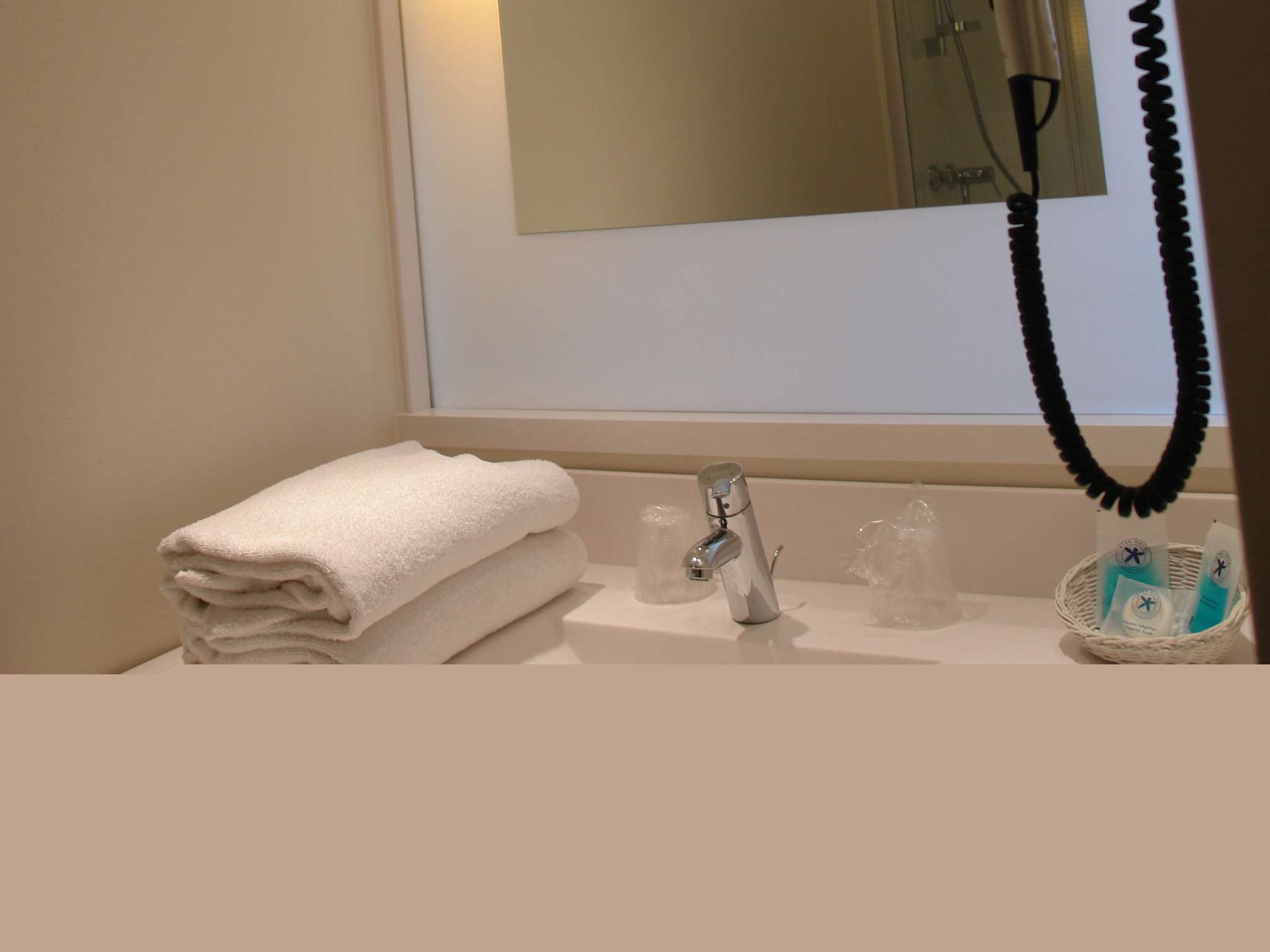 Photo - ibis Styles Chinon