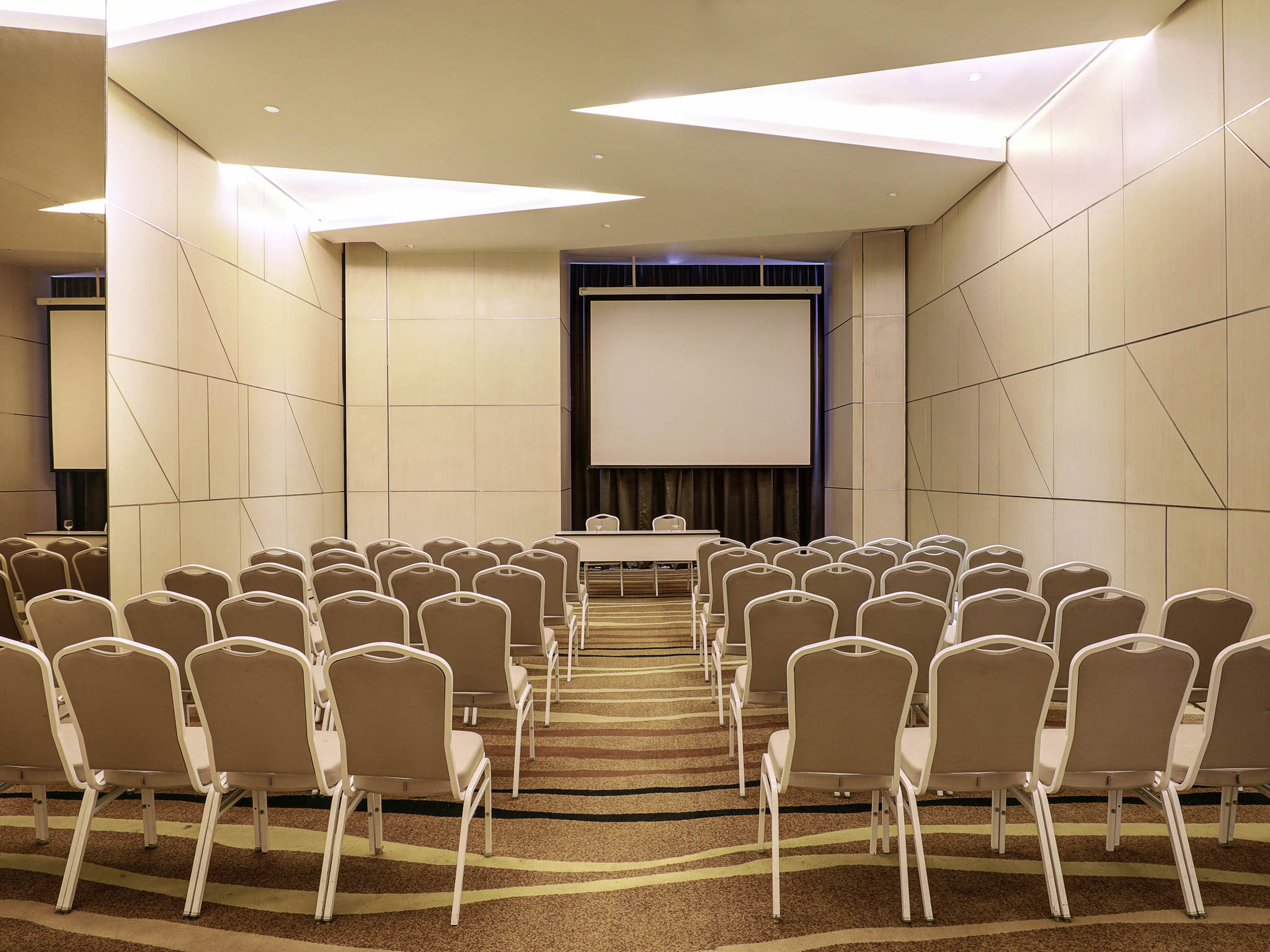 Photo - ibis Styles Jakarta Gajah Mada