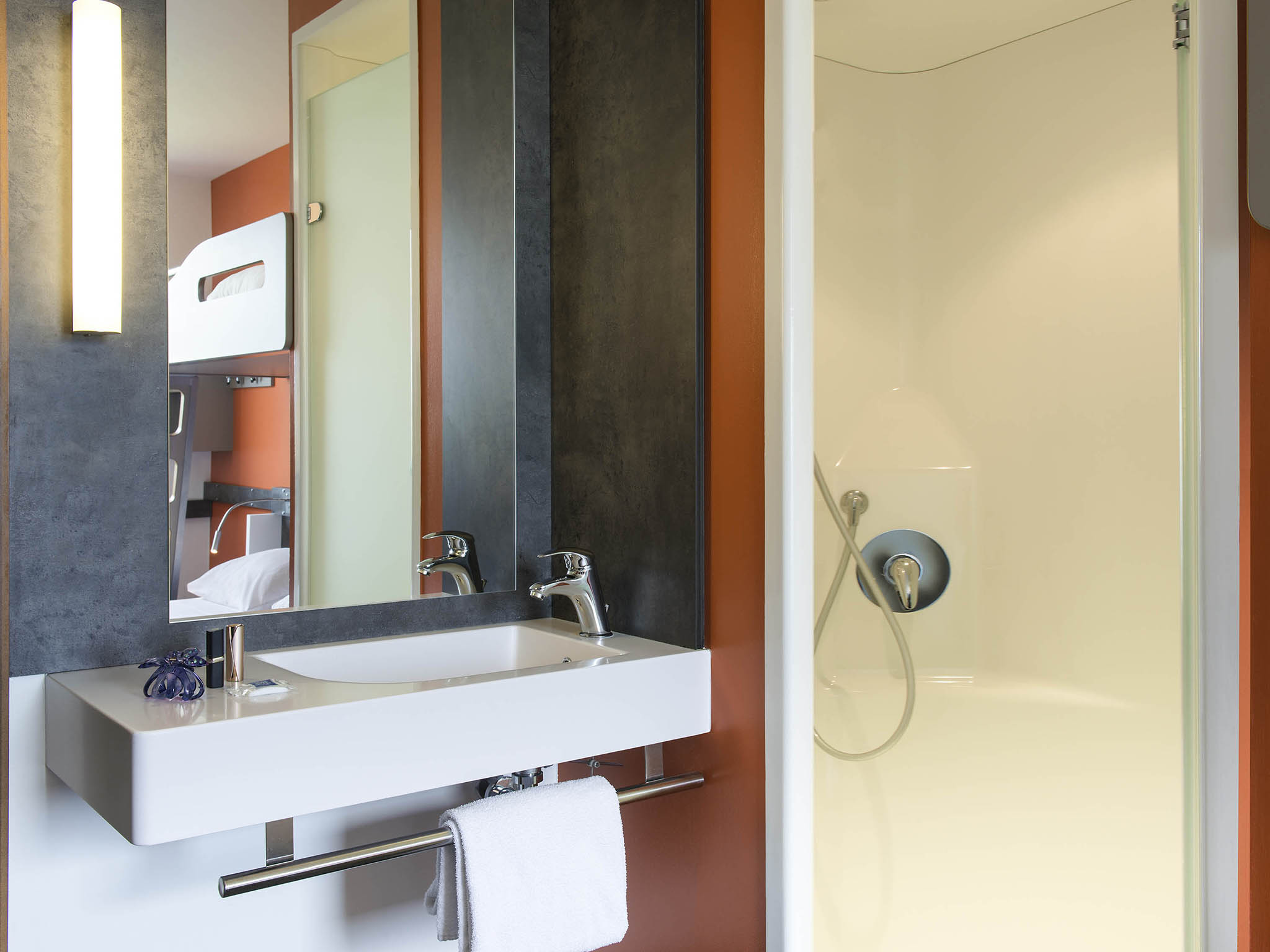 Foto - ibis budget Aéroport Lyon Saint Exupéry