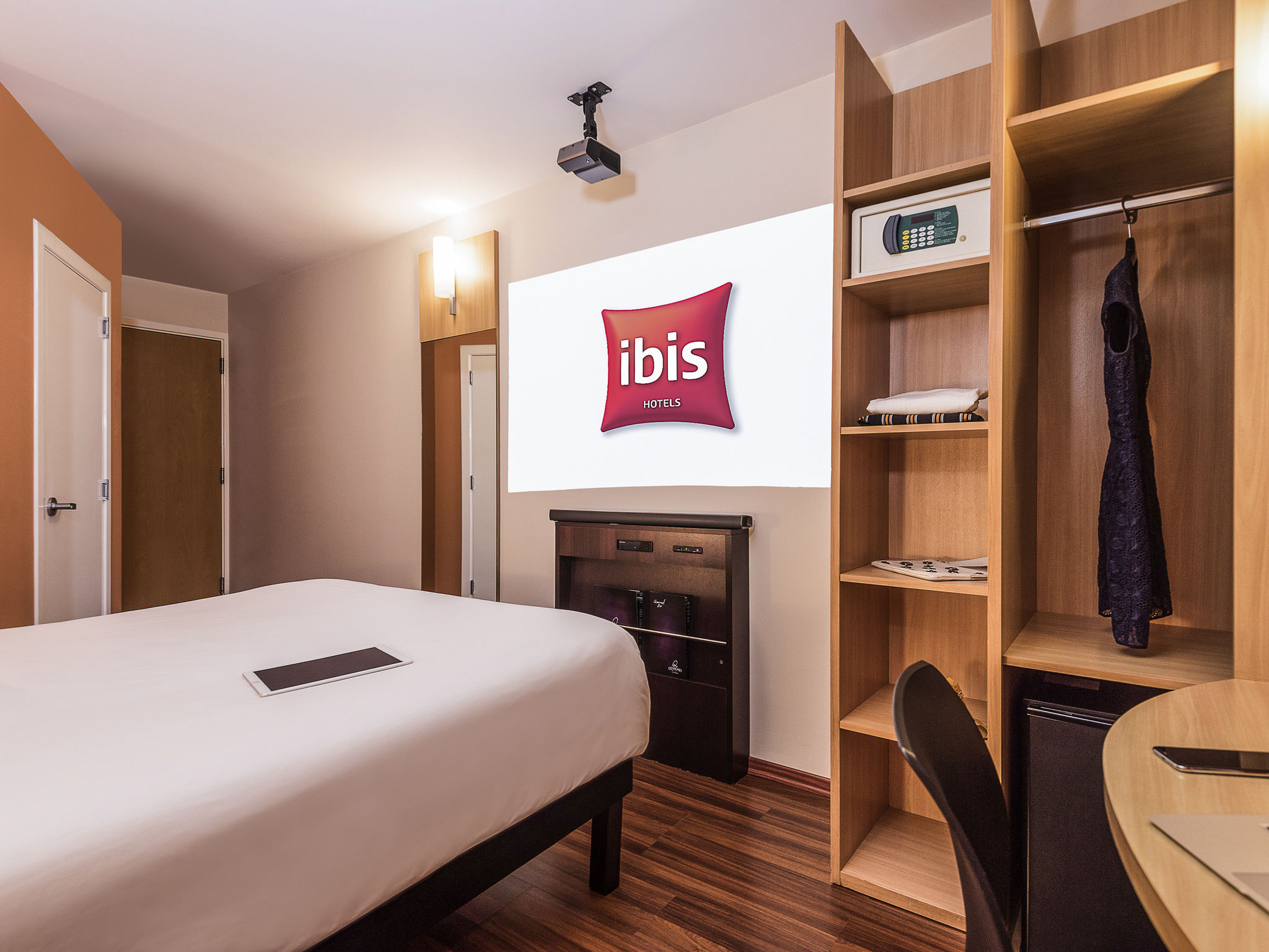 Photo - ibis Santiago Las Condes