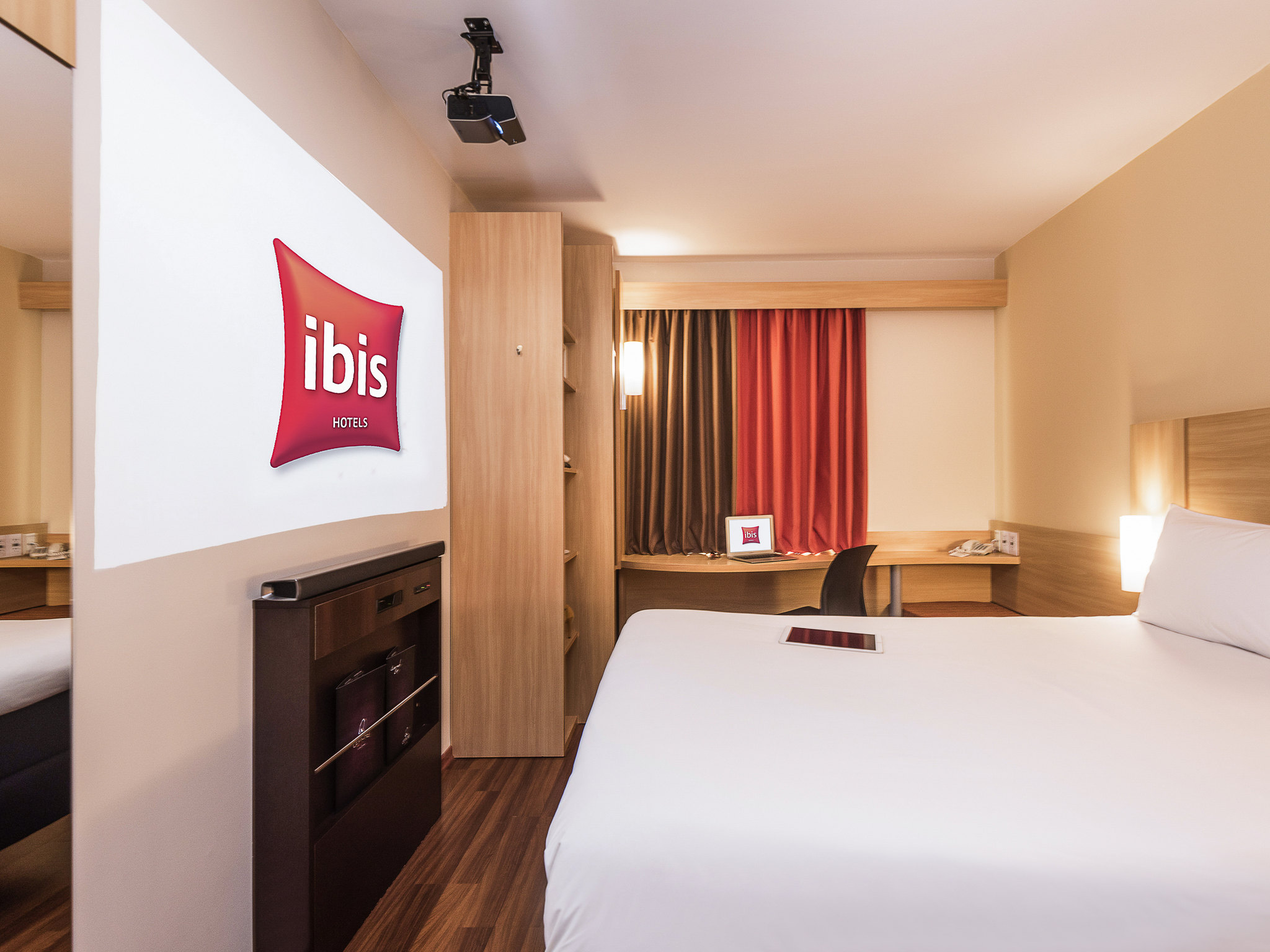 Photo - ibis Santiago Las Condes