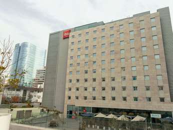 ibis Santiago Manquehue Norte