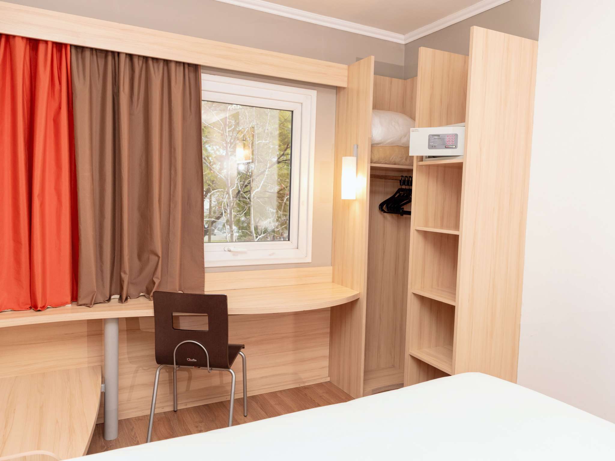 Photo - ibis Santiago Las Condes