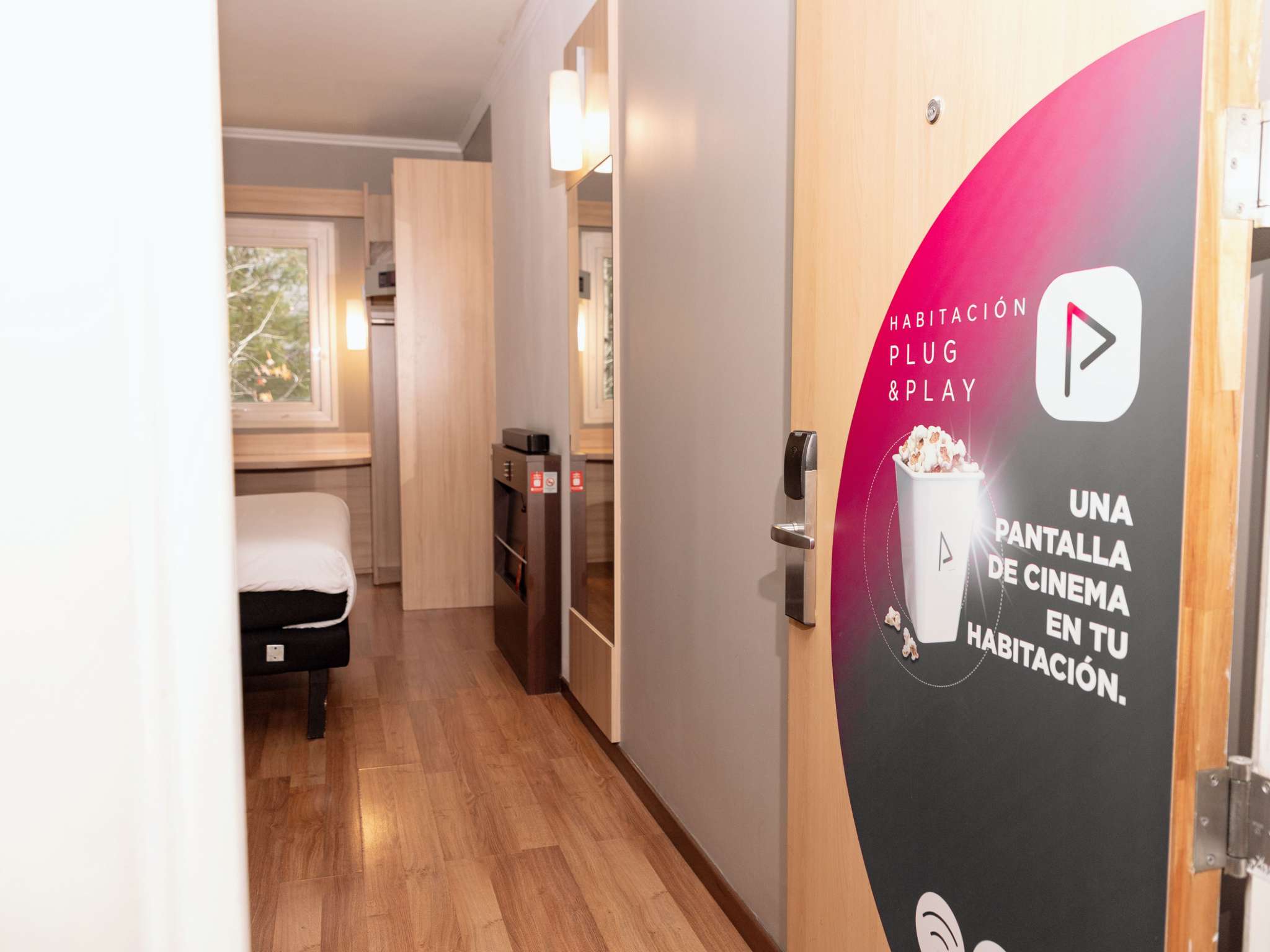 Photo - ibis Santiago Las Condes