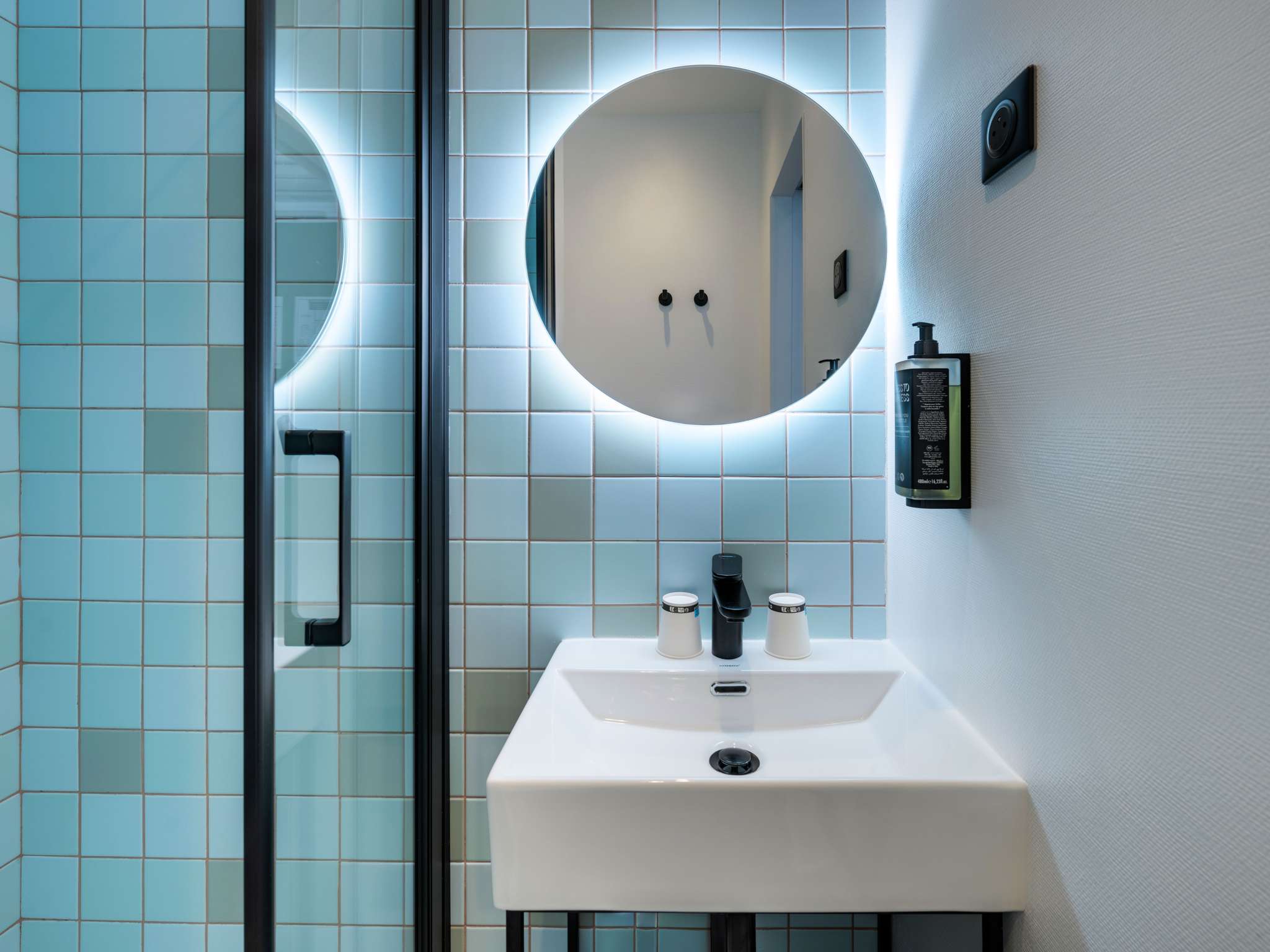 Foto - ibis Styles Paris Cadet Lafayette