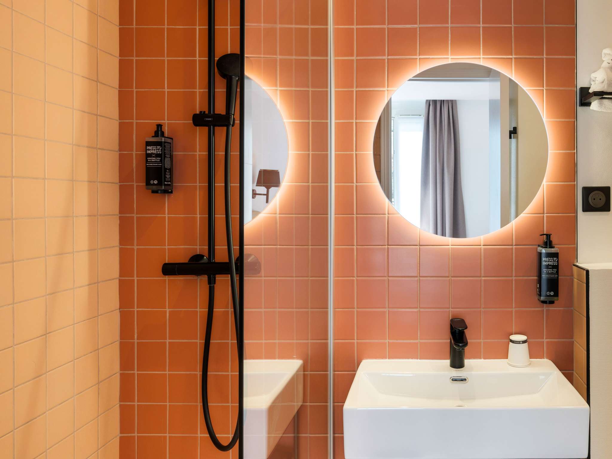 Foto - ibis Styles Paris Cadet Lafayette