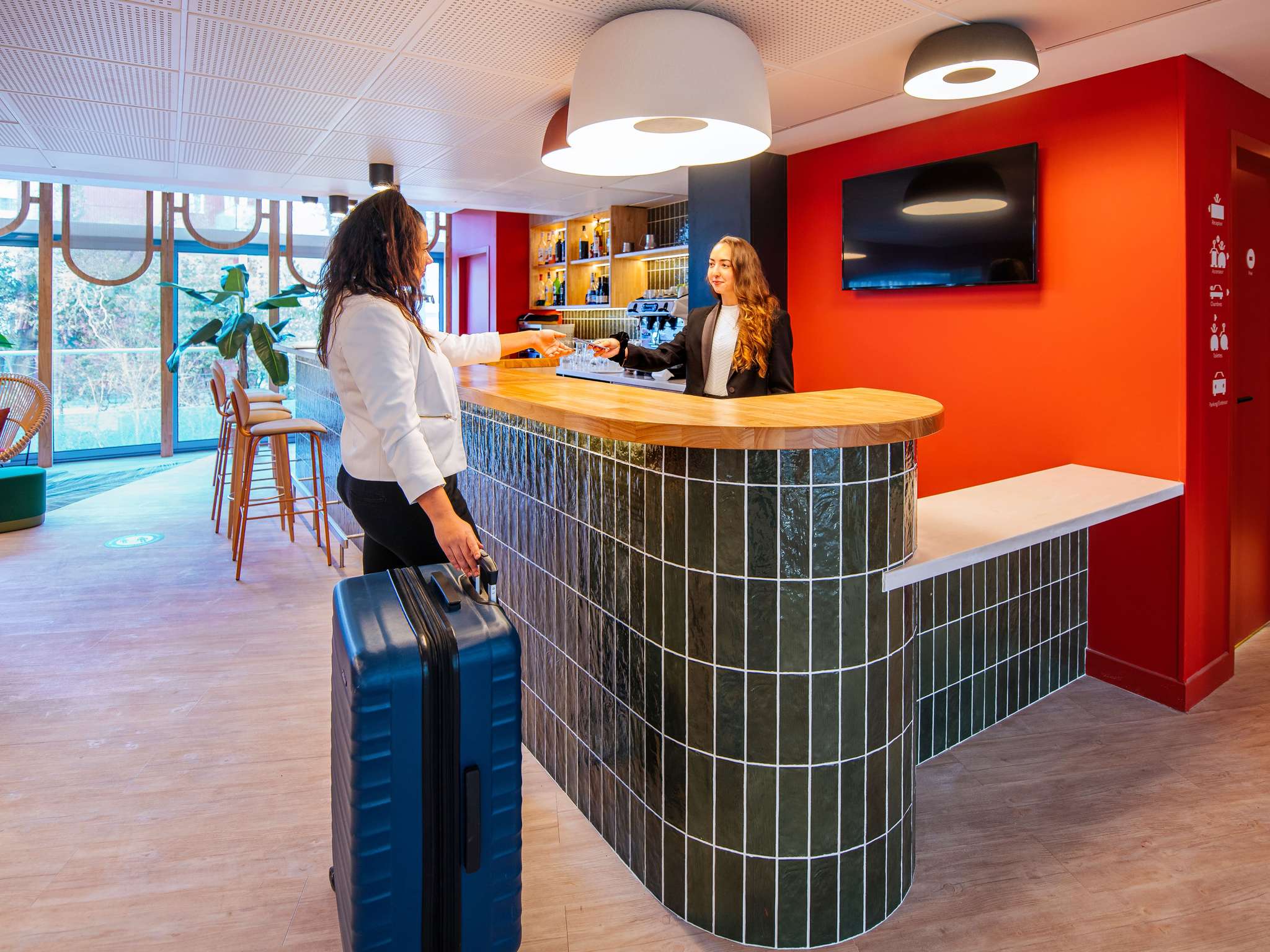 Photo - ibis Styles Antibes