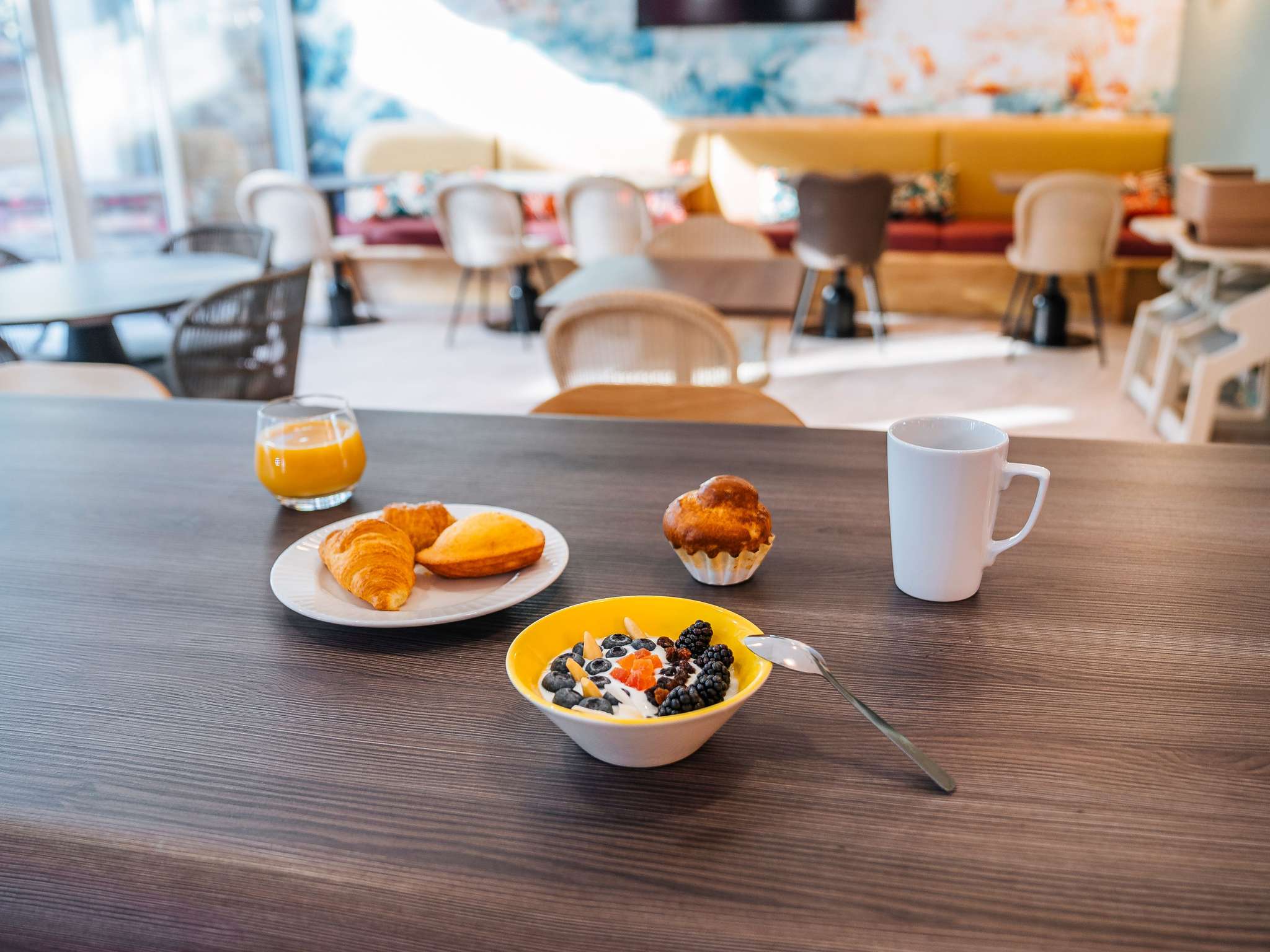 Photo - ibis Styles Antibes