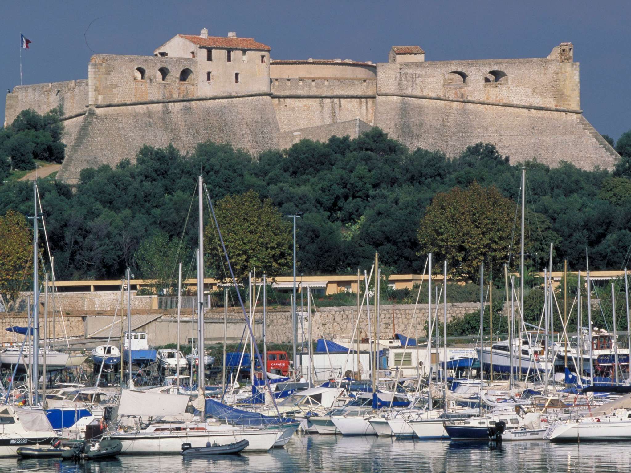 Photo - ibis Styles Antibes