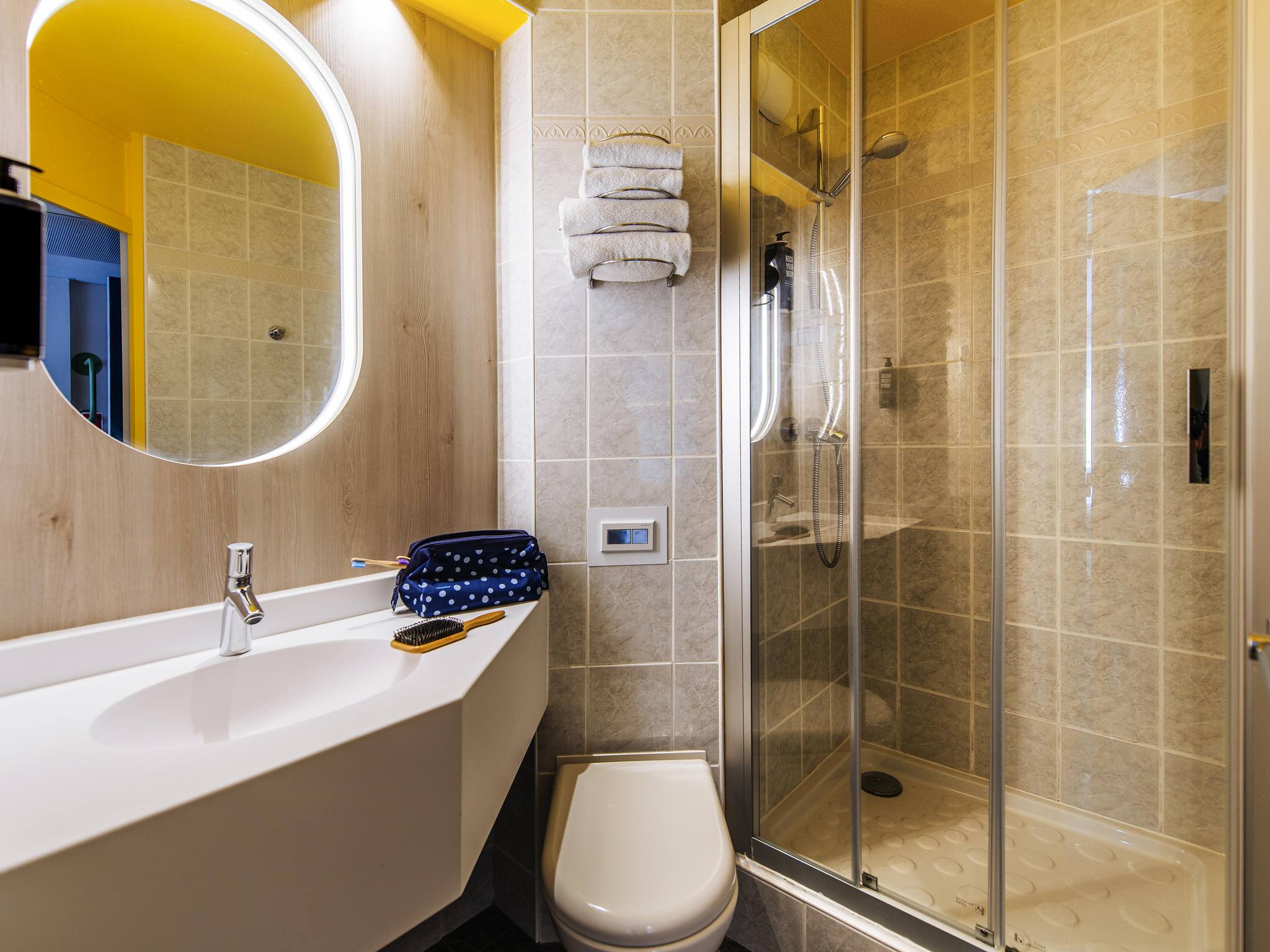 Photo - ibis Styles Antibes