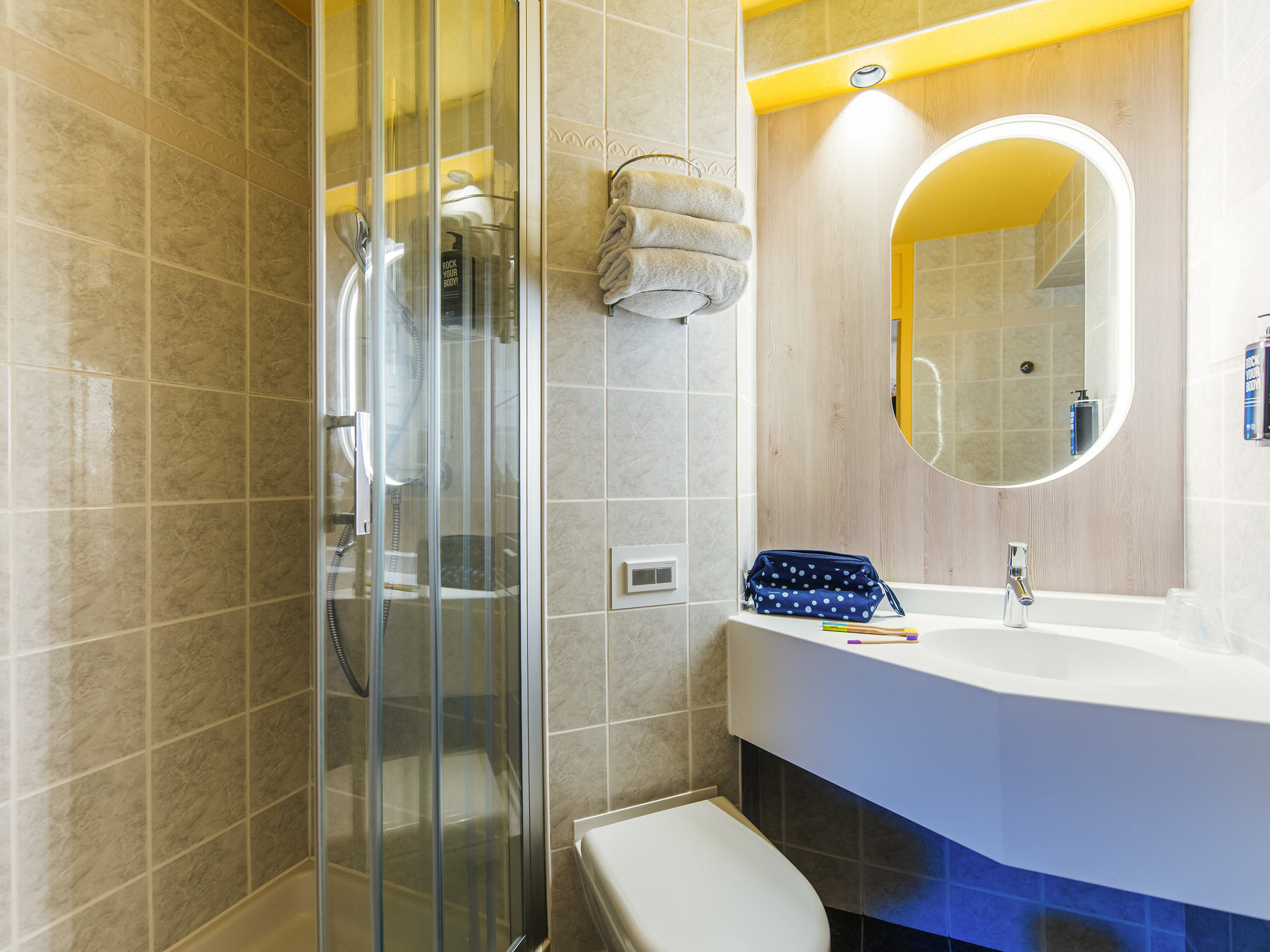 Photo - ibis Styles Antibes