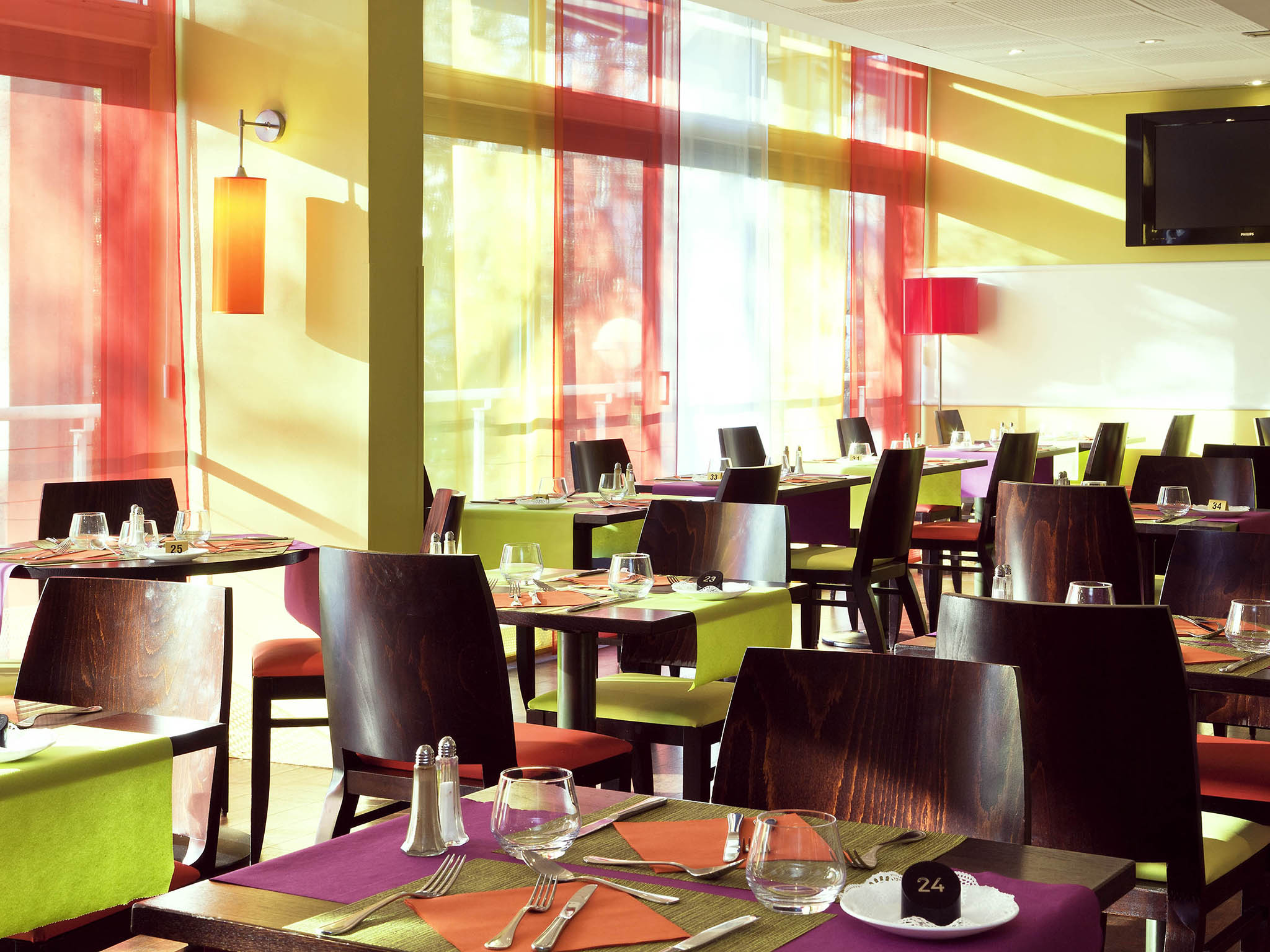 Photo - ibis Styles Antibes